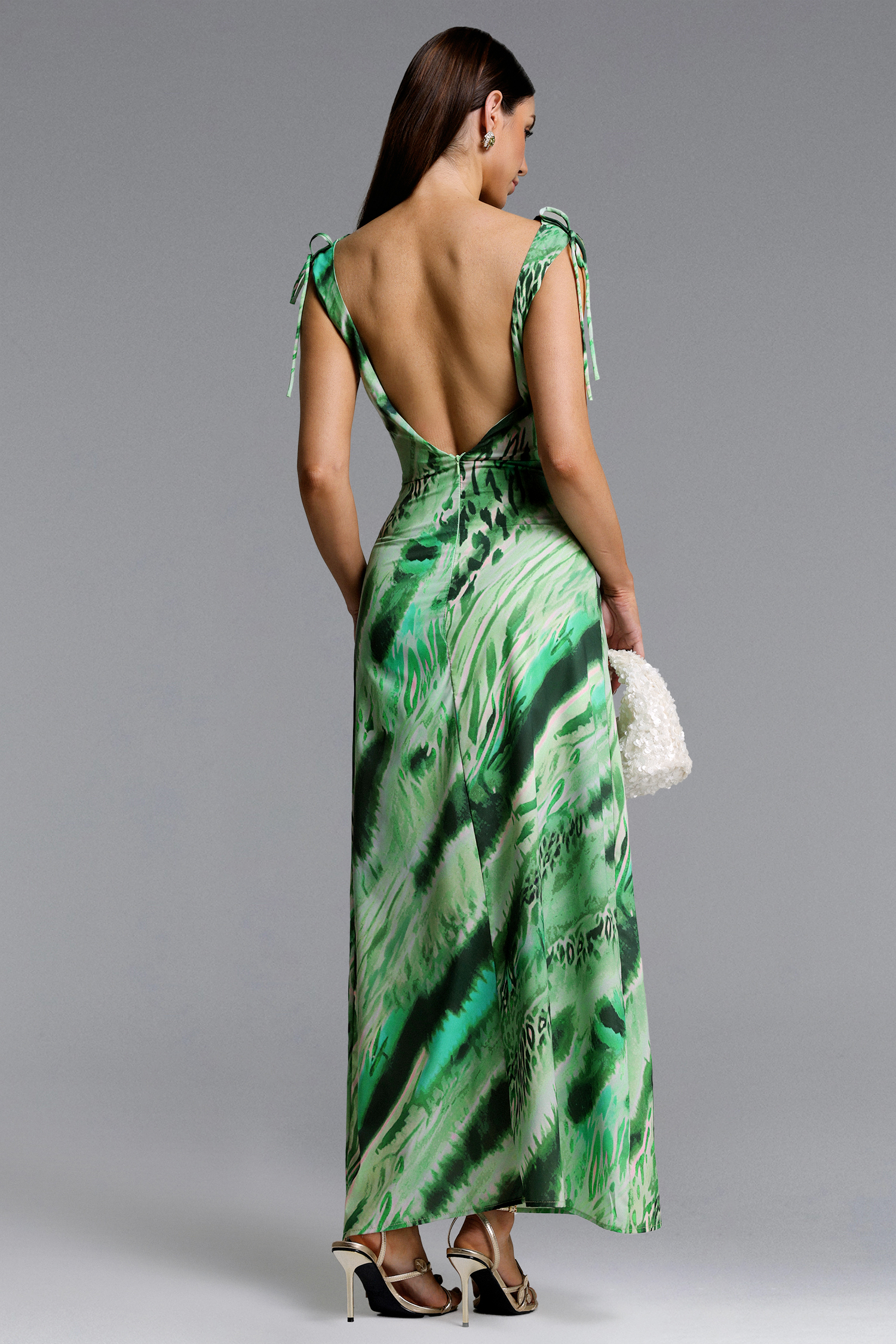 Uri Chic Contour V Neck Sleeveless Abstract Print Maxi Dress