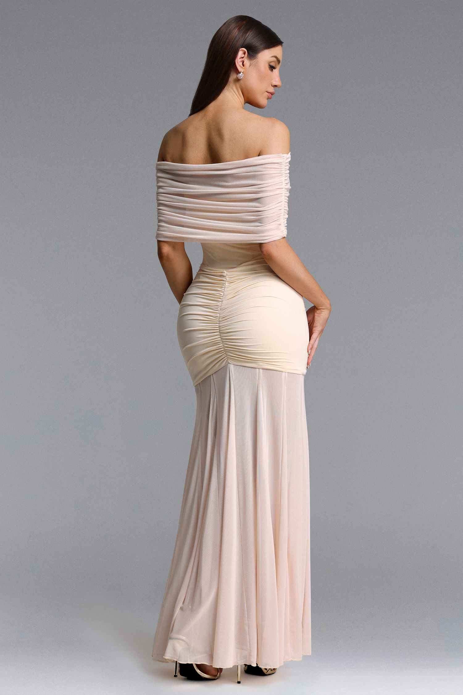 Iunne Elegant Contour Strapless Scarf Ruched Knit Maxi Dress