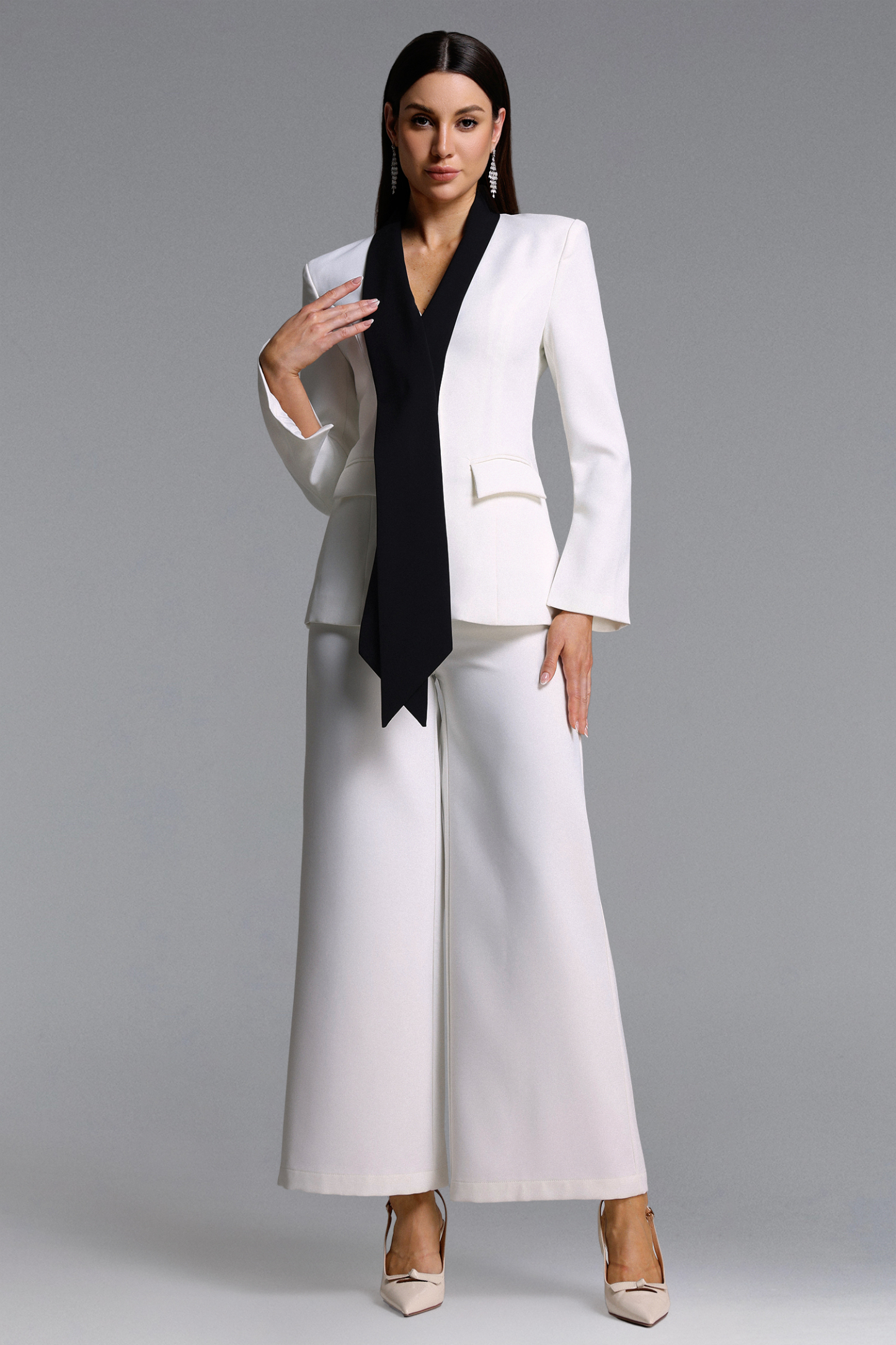 Umeko Classic Tailored Long Sleeve Contrast Lapel Blazer Set