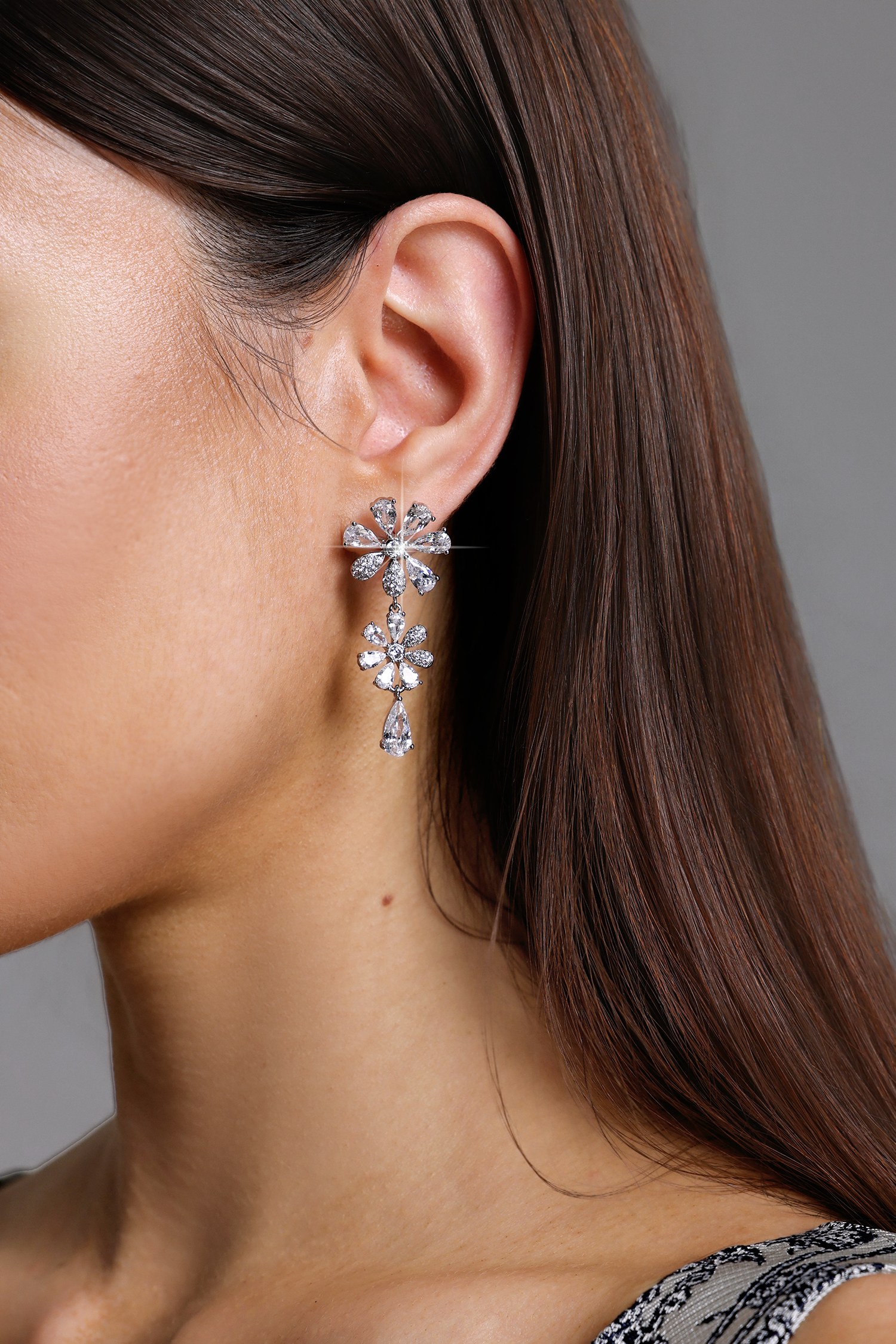 Wynn Flower Drop Diamond Earrings