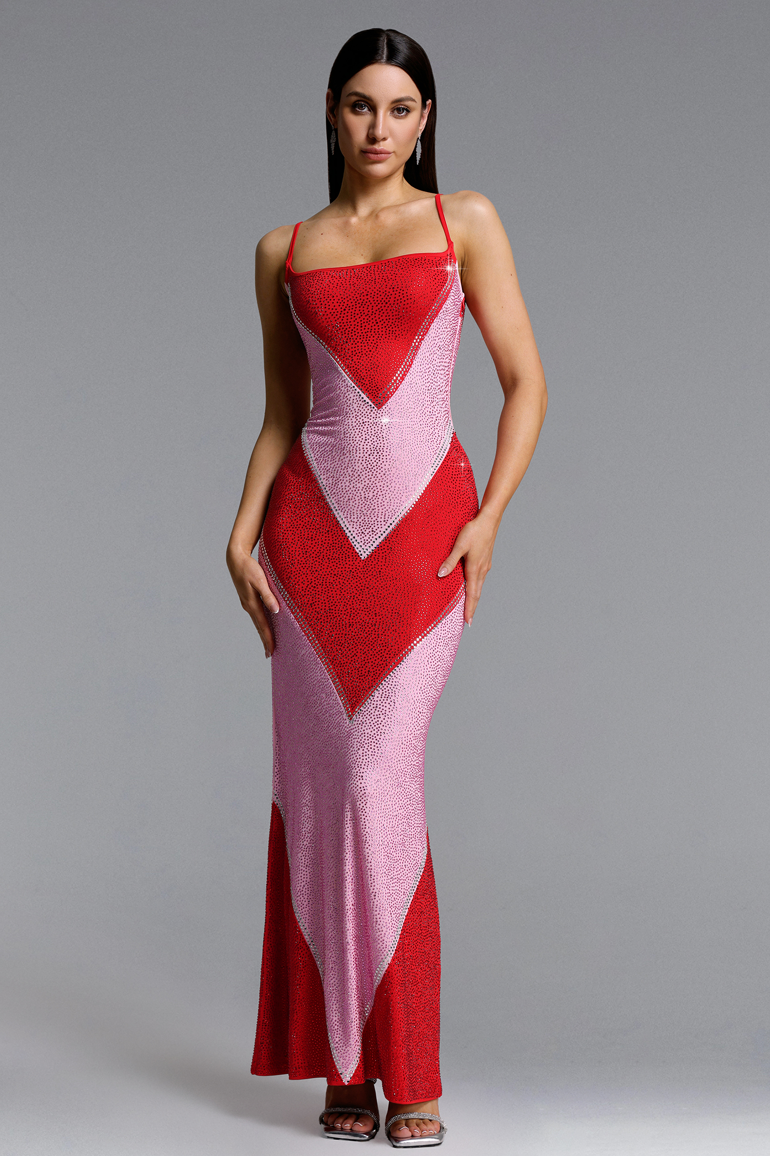 Maoma Glamorous Contour Sleevelss Contrast Crystal Maxi Dress