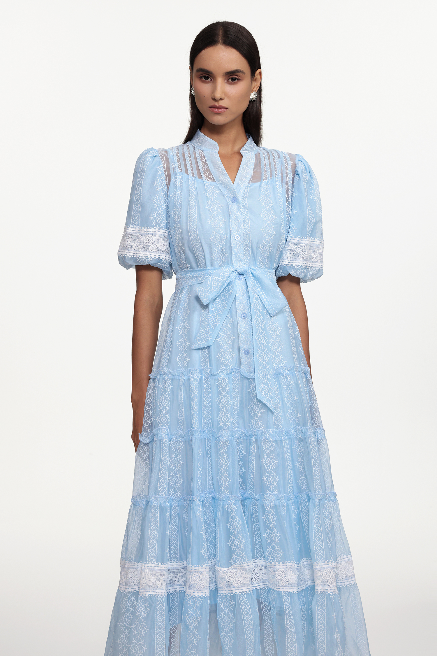 Hulic Resort Flowy Puff Sleeve Lace Woven Maxi Dress