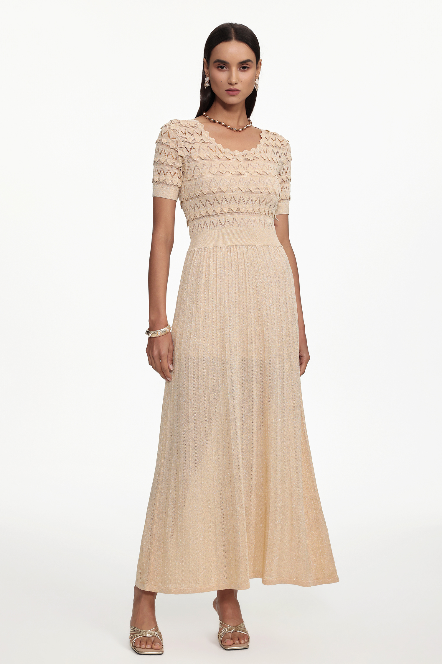 Horga Resort Contour Short Sleeve Pleated Knit Maxi Dress