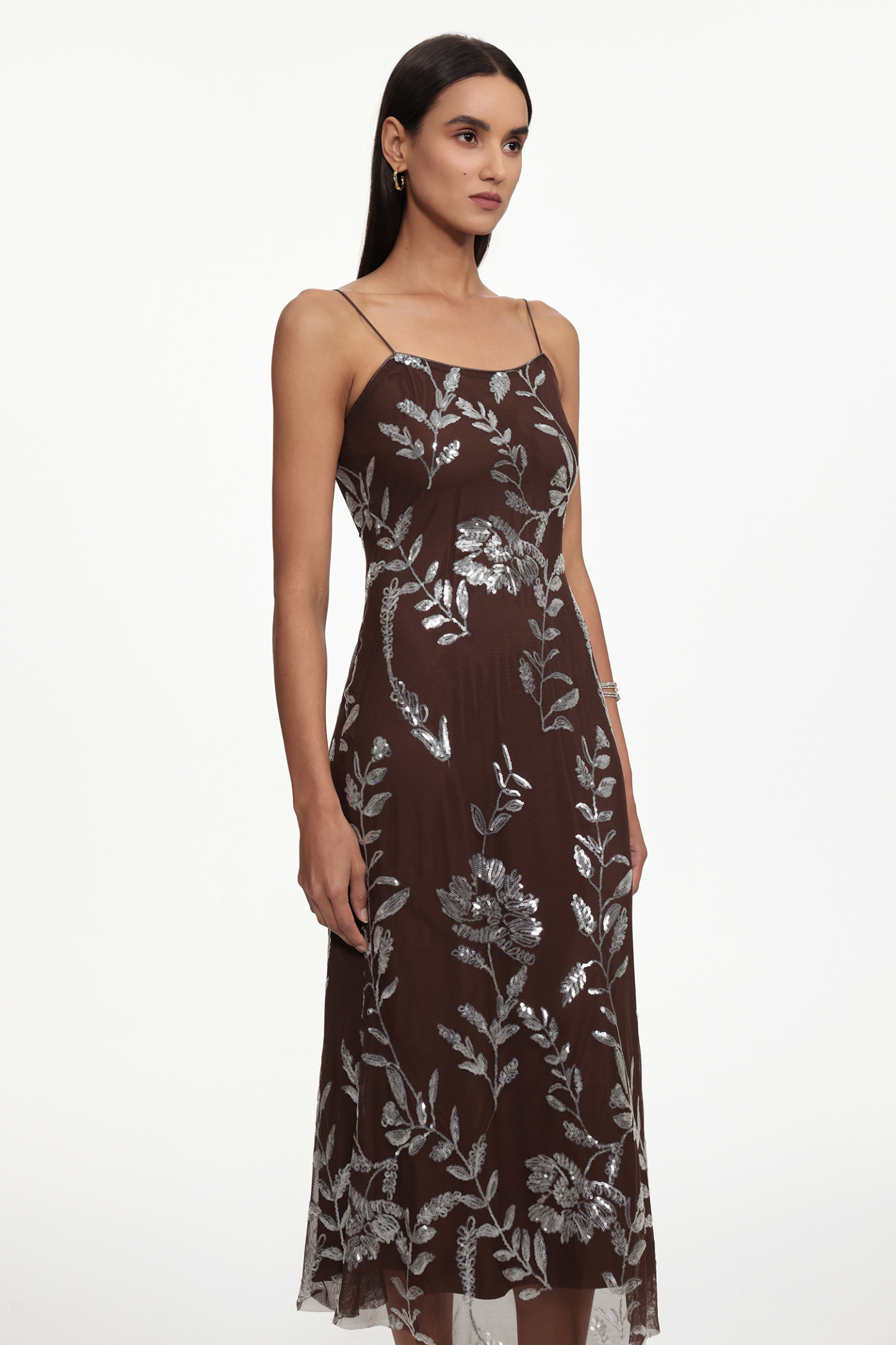 Selien Elegant Contour Sleeveless Floral Sequin Embroidered Mesh Maxi Dress