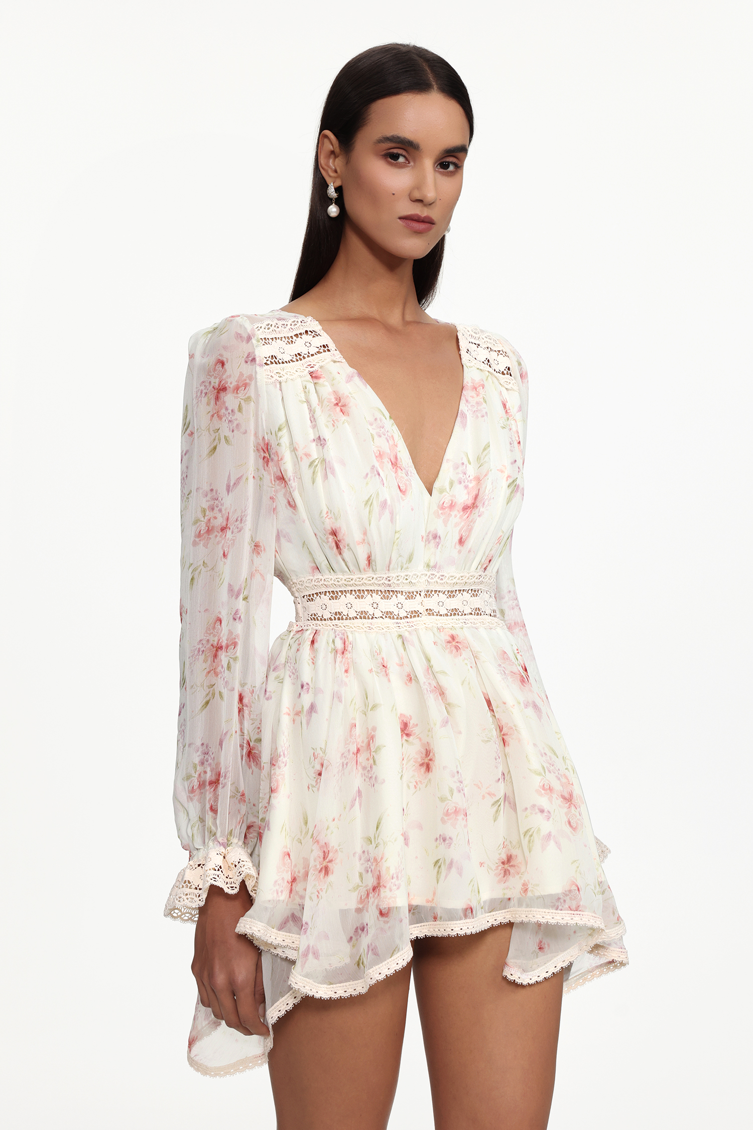 Rayen Resort Flowy V Neck Long Sleeve Floral Print Chiffon Mini Dress