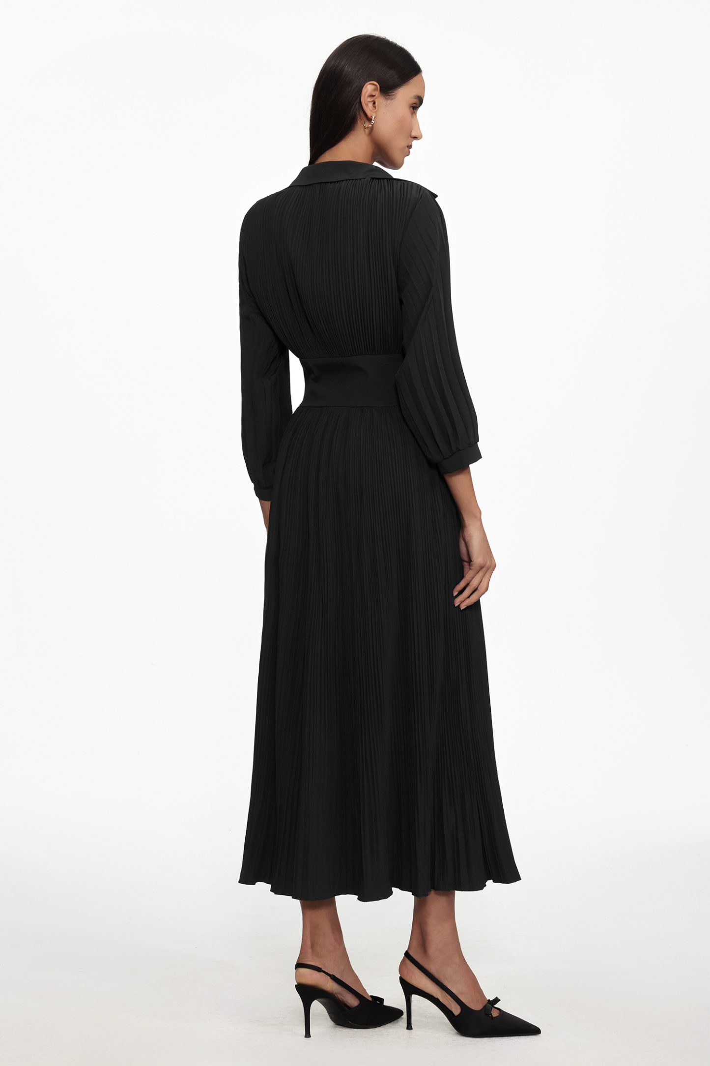 Josie Resort Flowy V Neck Long Sleeve Pleated Woven Maxi Dress