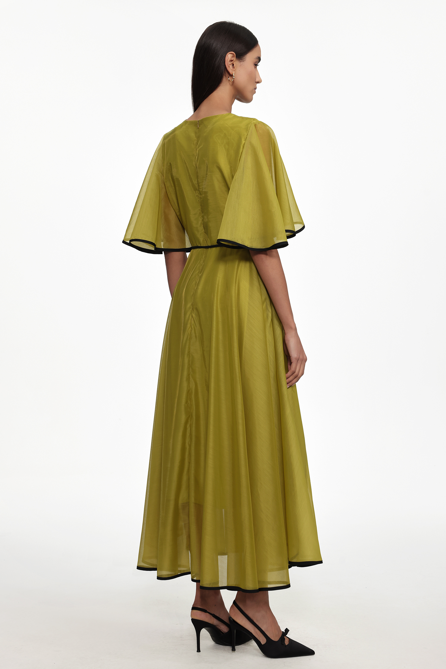 Ivy Resort Flowy Round Neck Short Sleeve Floral Woven Maxi Dress