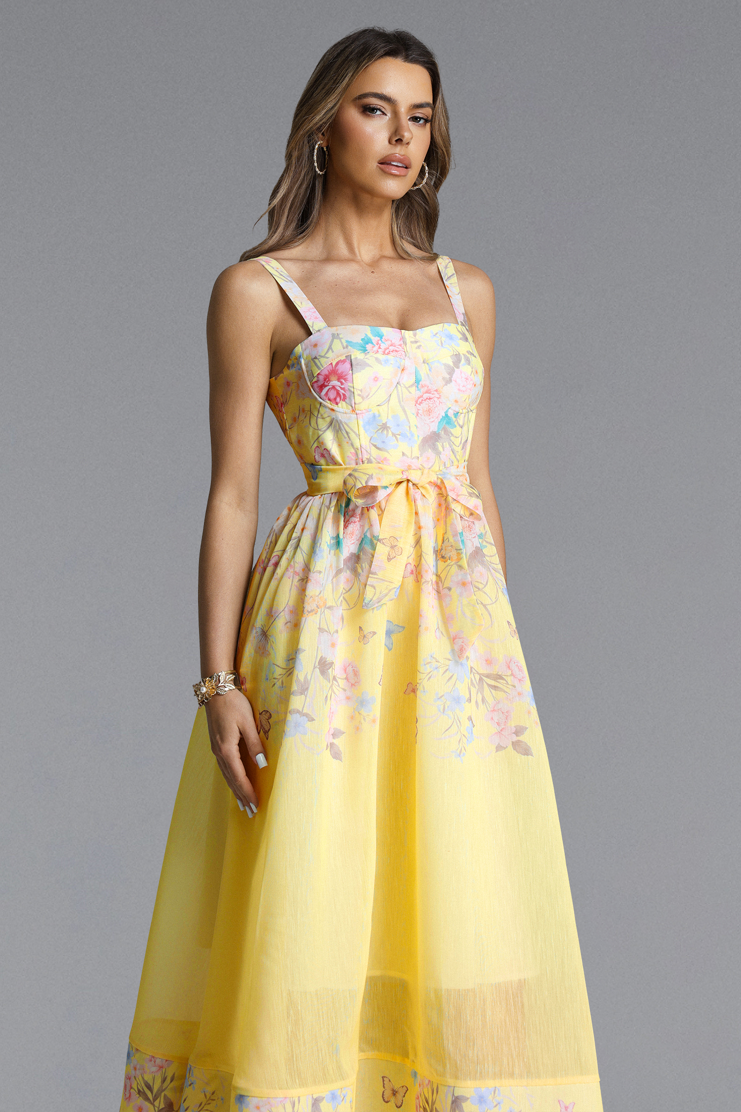 Mayali Romantic tailored Sleeveless Floral Print Maxi Dress