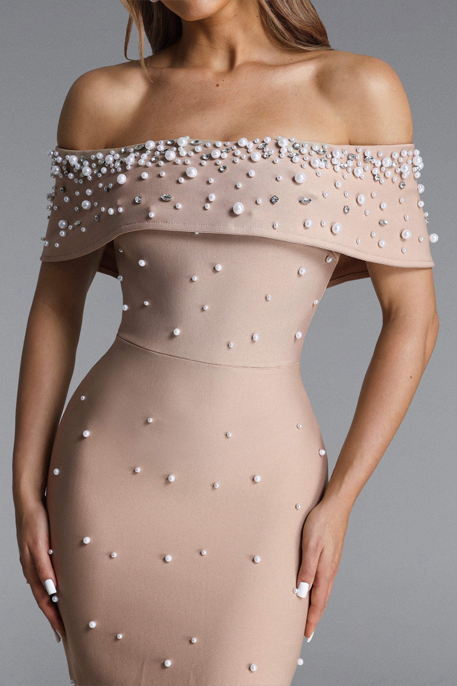 Isme Elegant Contour Off Shoulder Pearl Rhinestone Bandage Maxi Dress