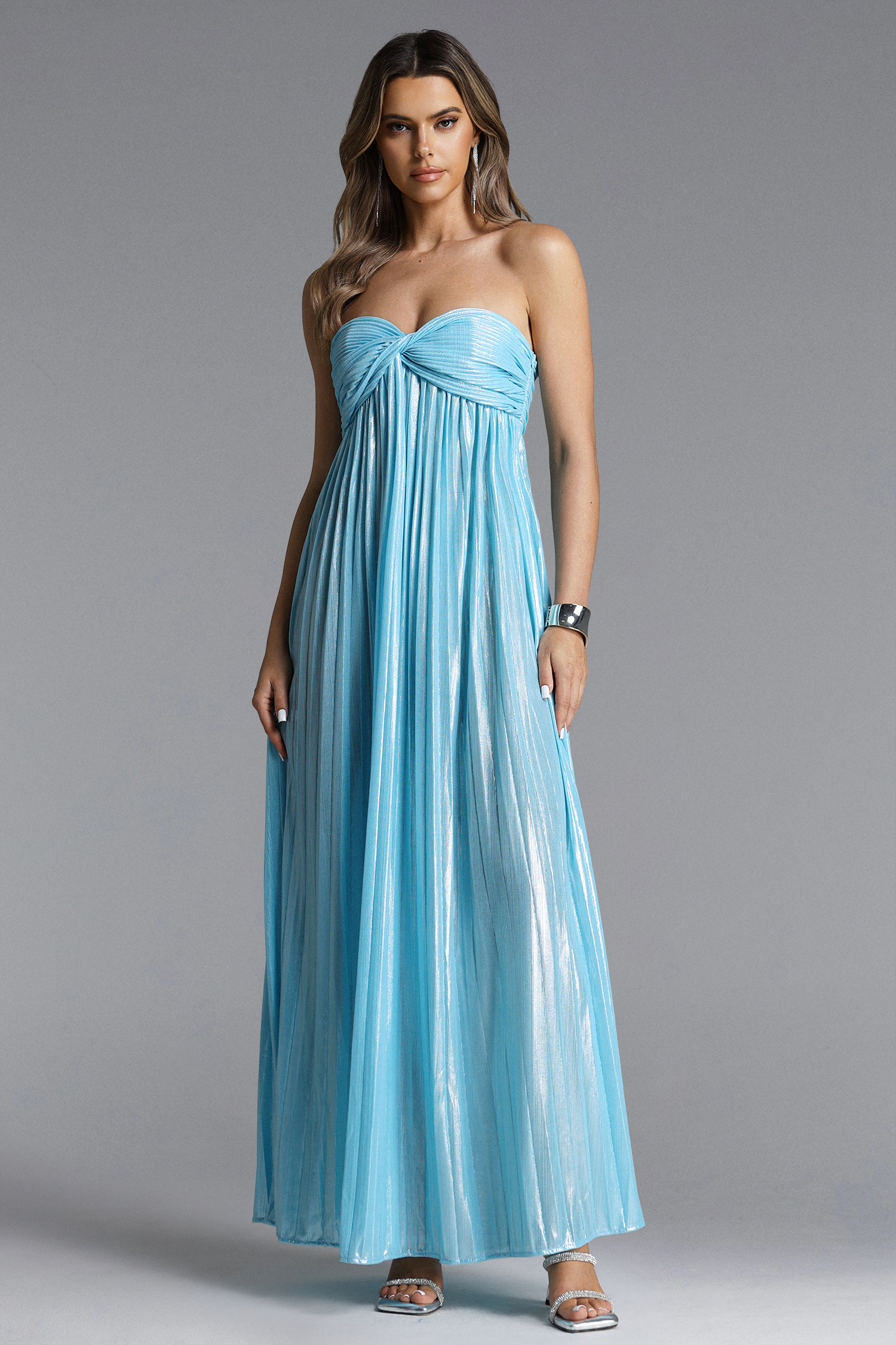 Zerasa Elegant Flowy Strapless Pleated Maxi Dress