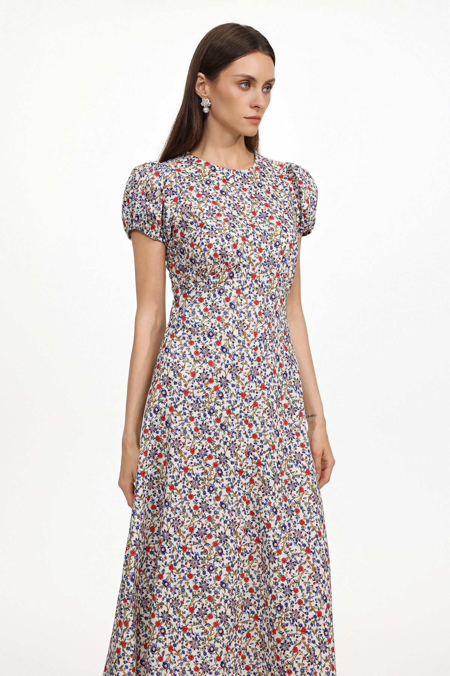 Fara Classic Flowy Round Neck Puff Sleeve Floral Print Woven Maxi Dress