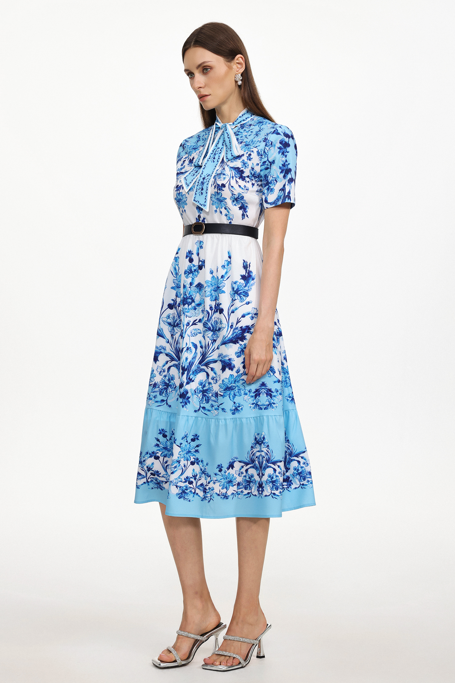 Lorena Resort Flowy Short Sleeve Floral Print Woven Midi Dress