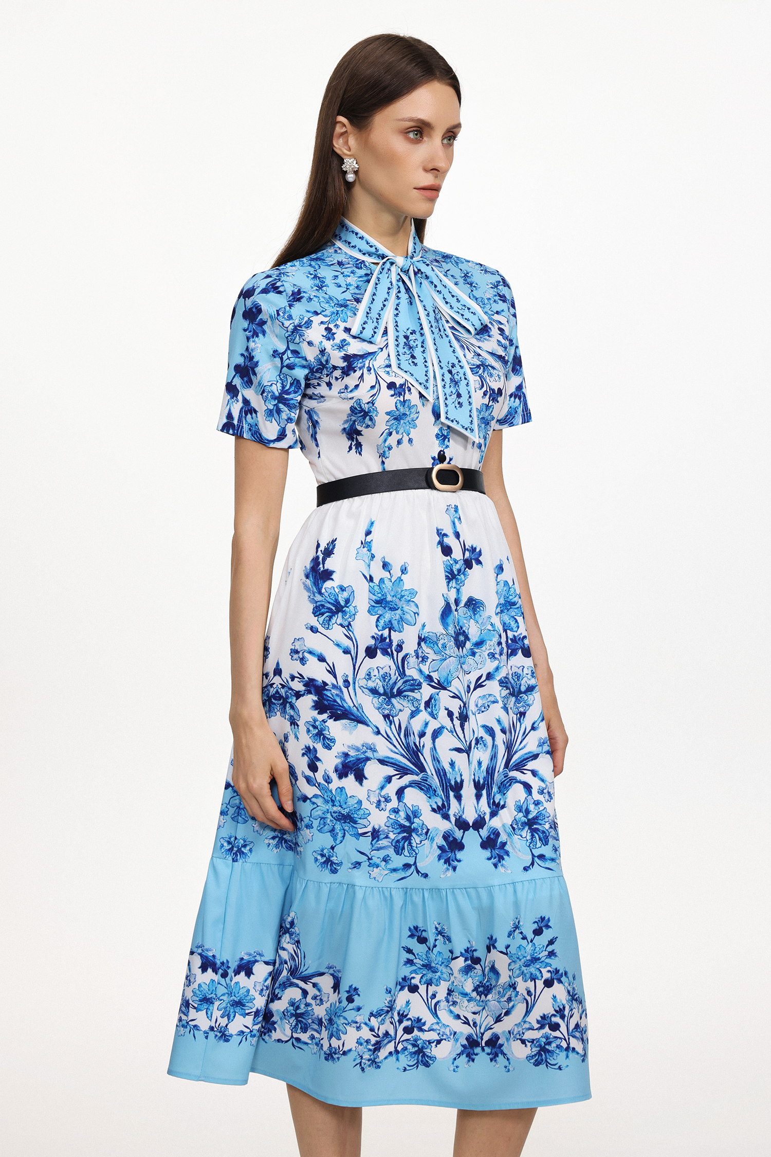 Lorena Resort Flowy Short Sleeve Floral Print Woven Midi Dress
