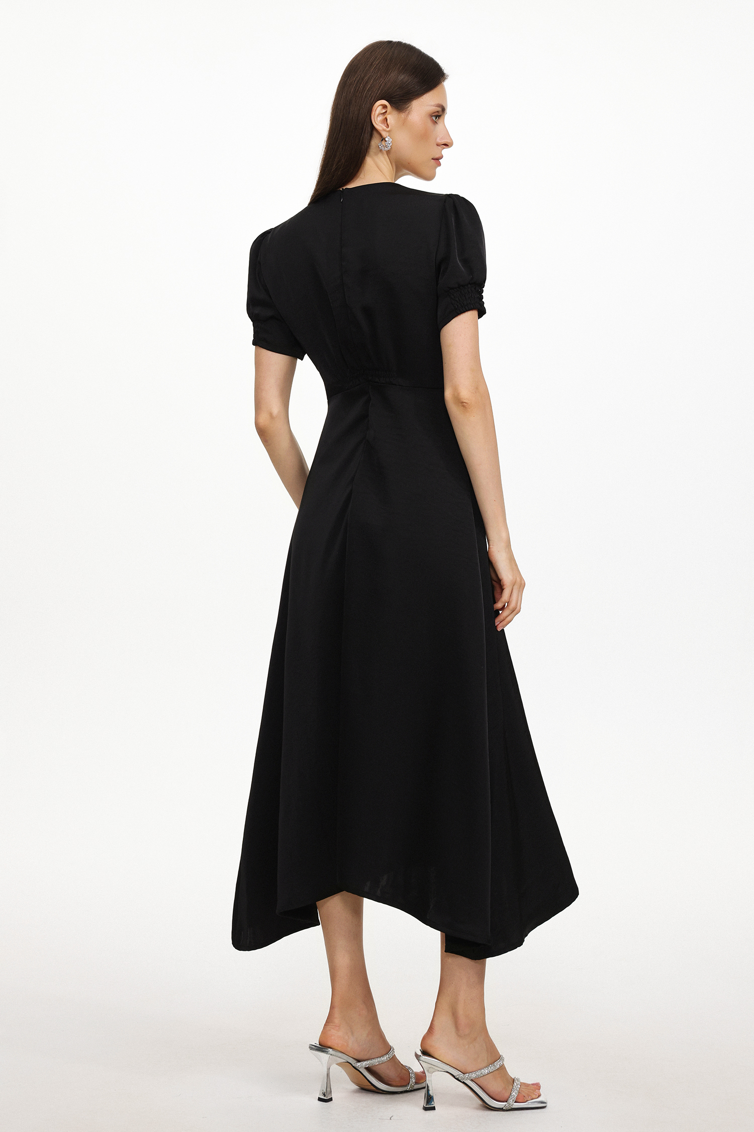 Quincy Resort Flowy Short Sleeve Embroidered Floral Woven Maxi Dress