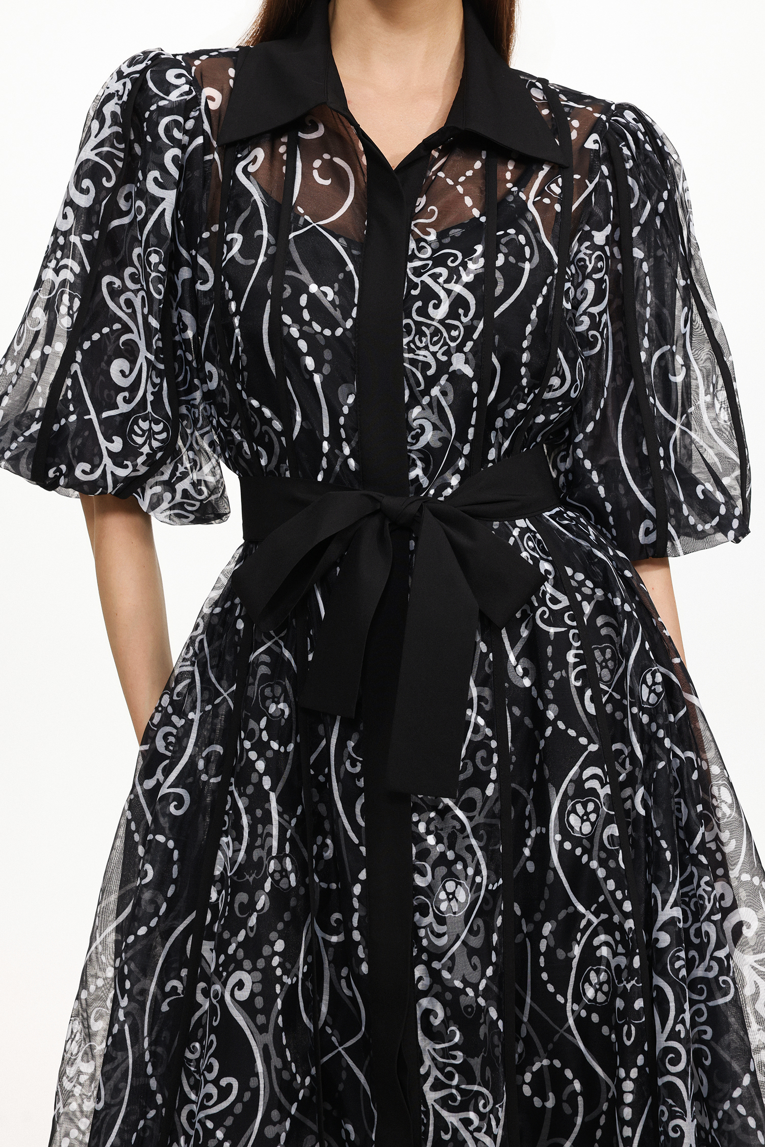 Vakana Resort Flowy Puff Sleeve Floral Woven Maxi Dress