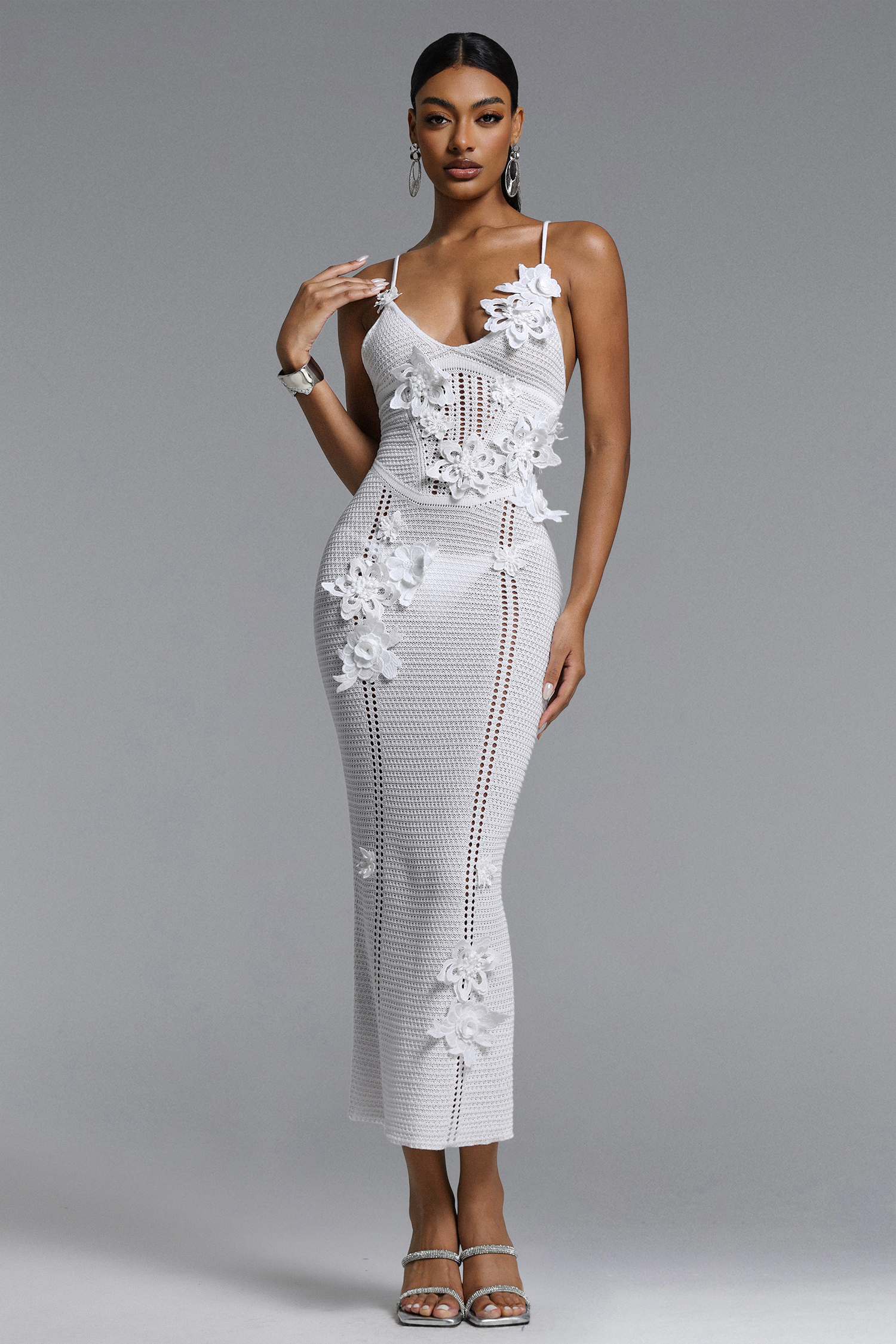 Kendall Chic Contour Halter V Neck Floral Crochet Maxi Dress