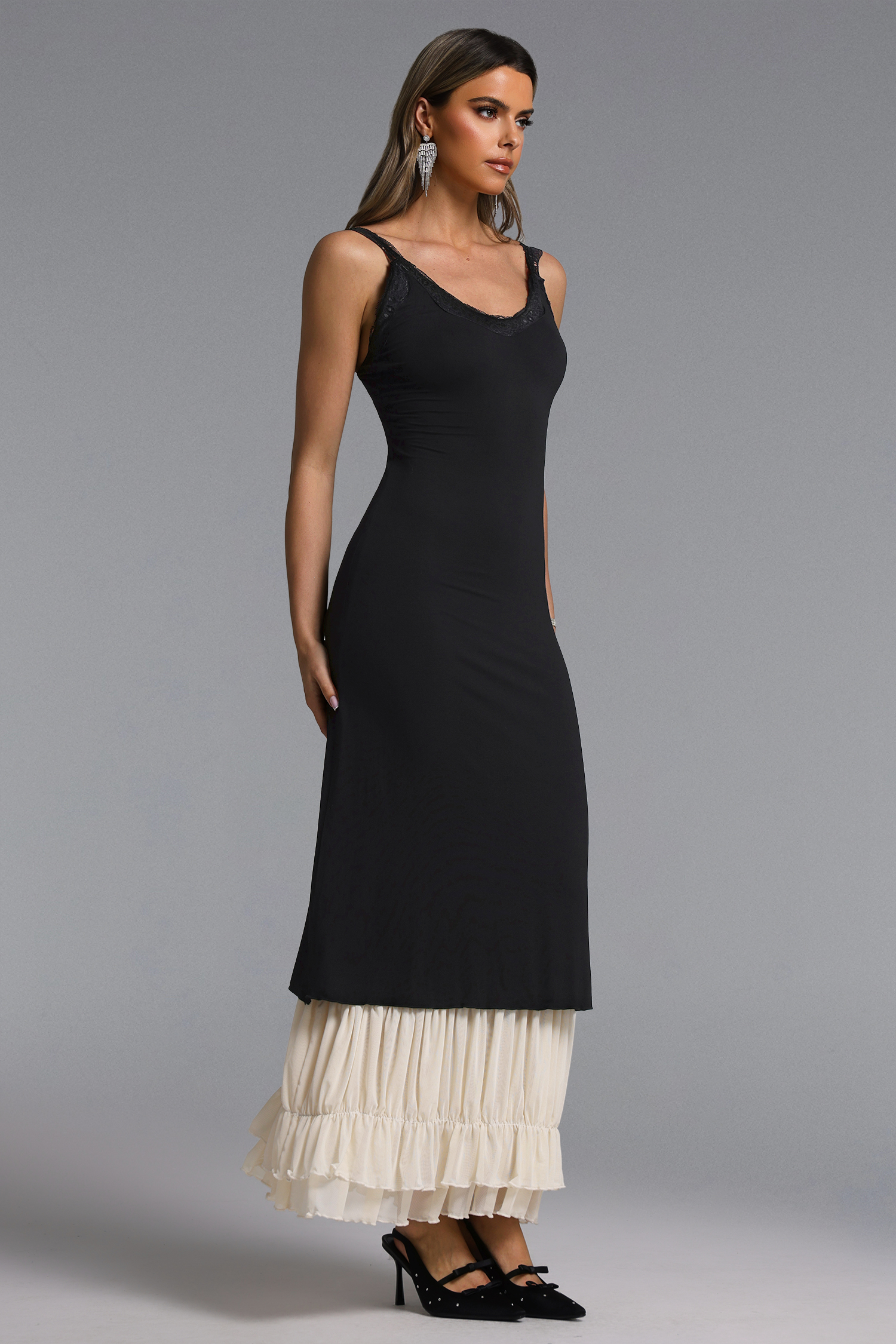 Elosie Classic Contour V Neck Contrast Lace Knit Maxi Dress