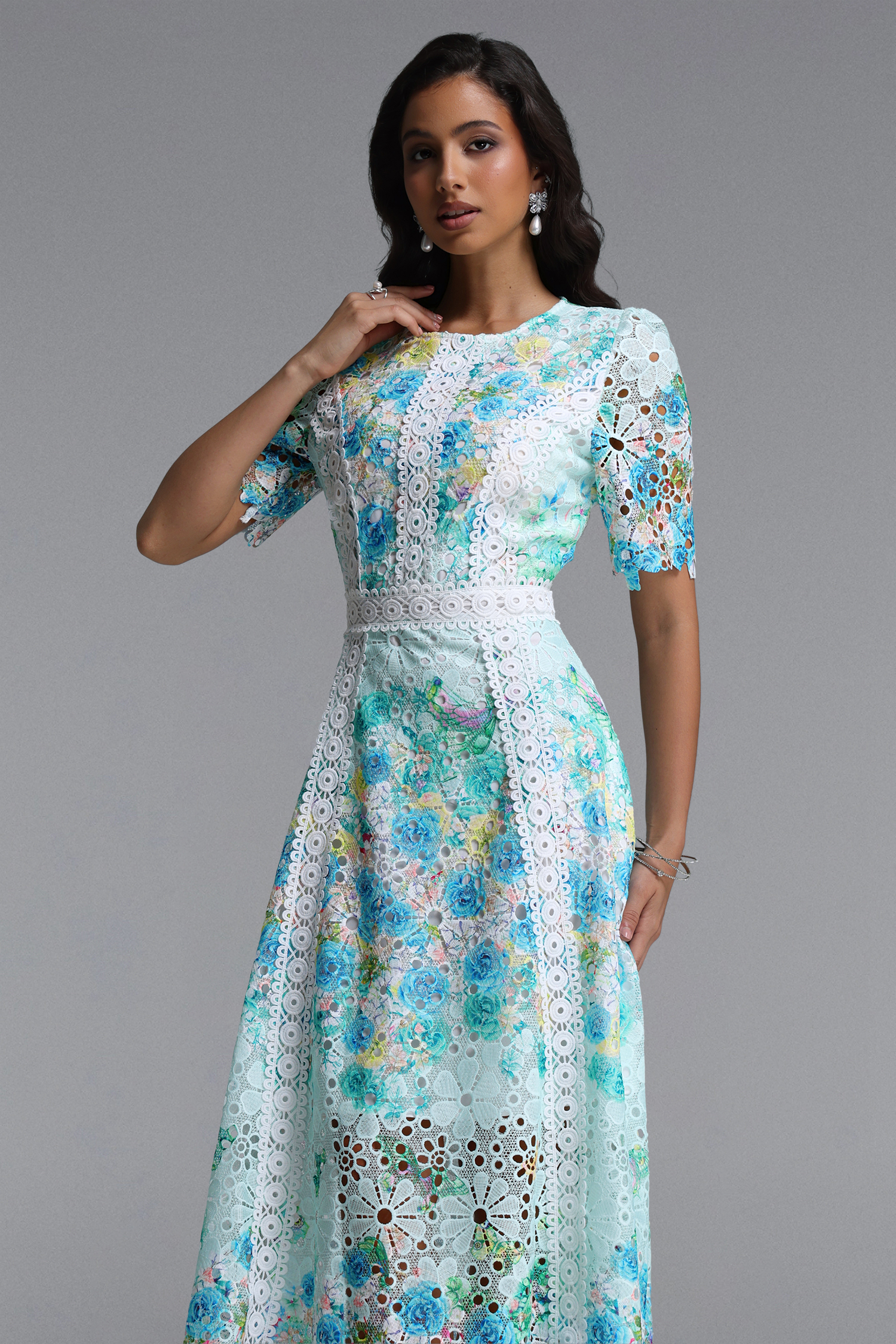 Pillose Resort Cinched Round Neck Short Sleeve Floral Print Lace Green Maxi Dress