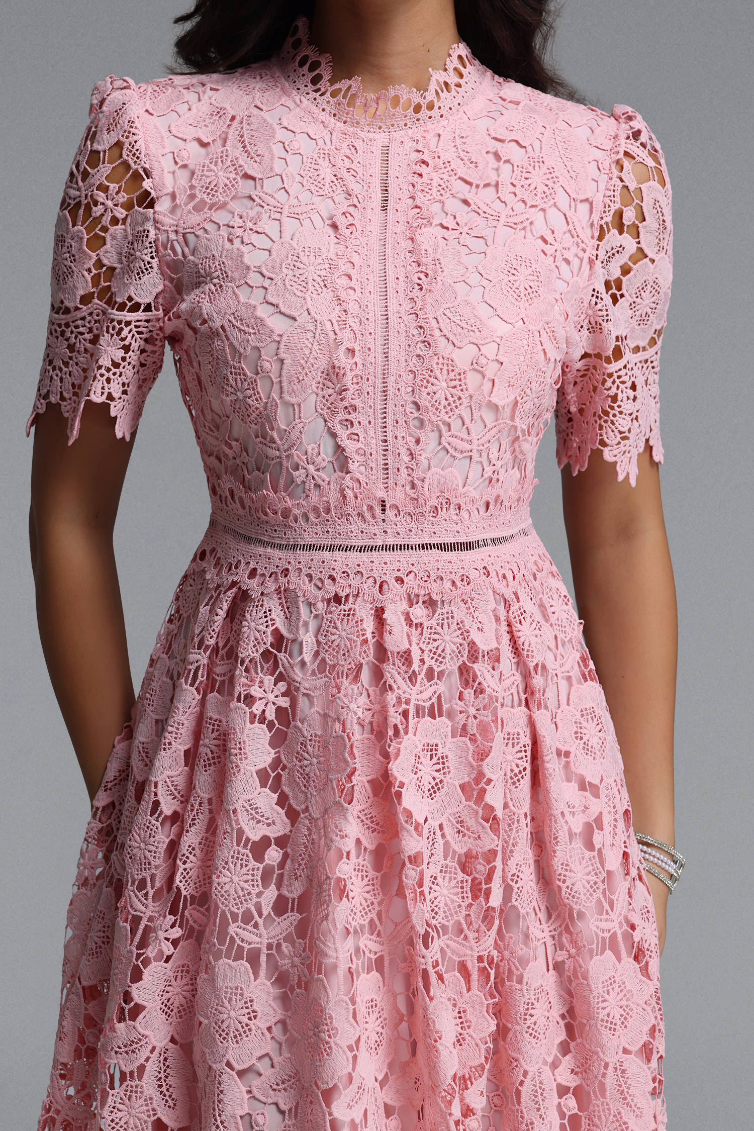 Valema Resort Flowy Short Sleeve Floral Lace Midi Dress
