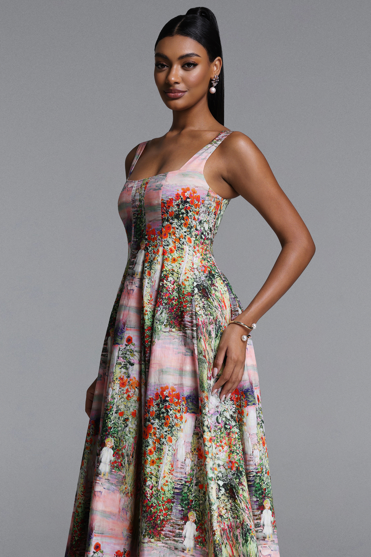 Maliya Classic Tailored Floral Print Maxi Dress