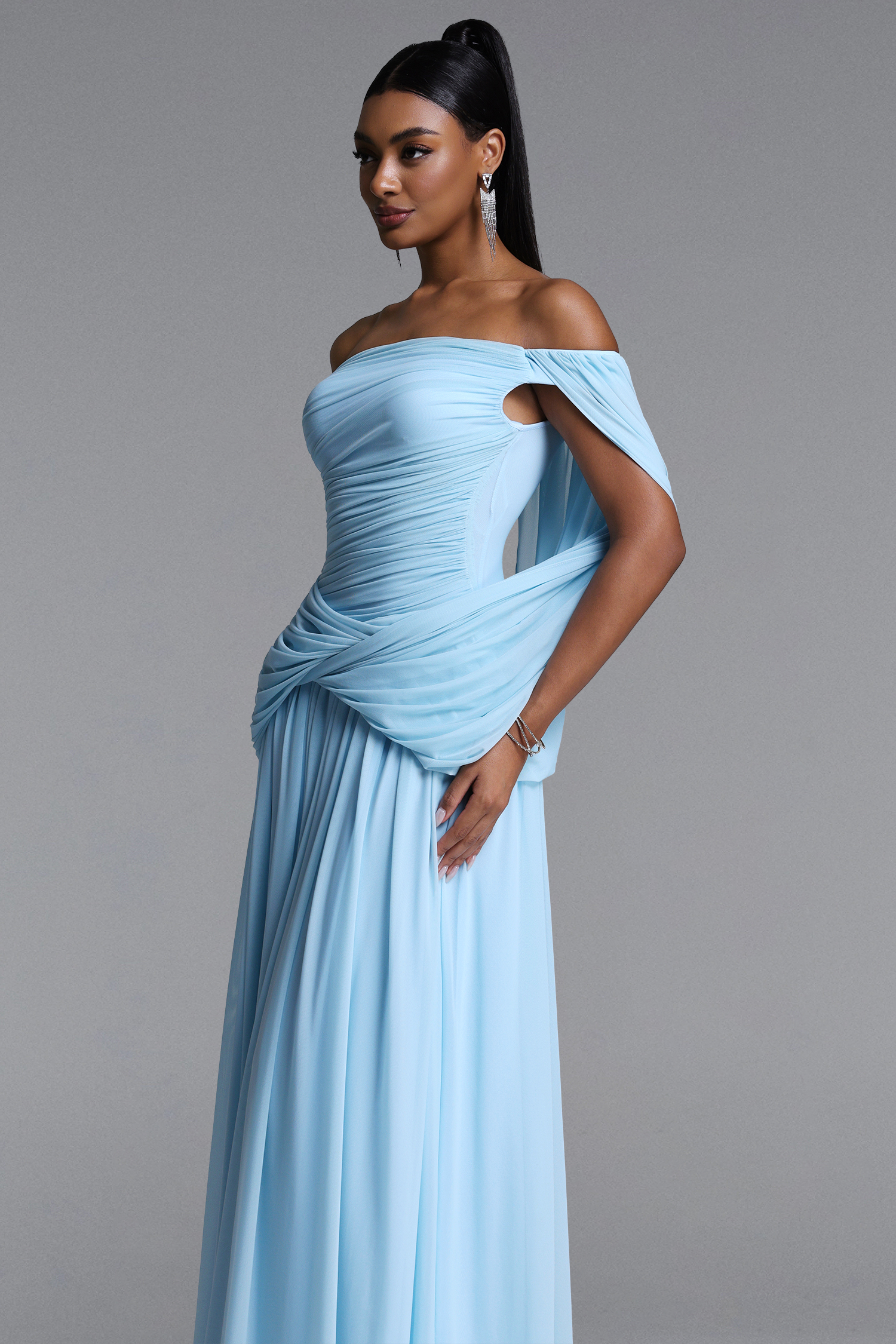 Harena Elegant Contour Off Shoulder Ruched Blue Maxi Dress