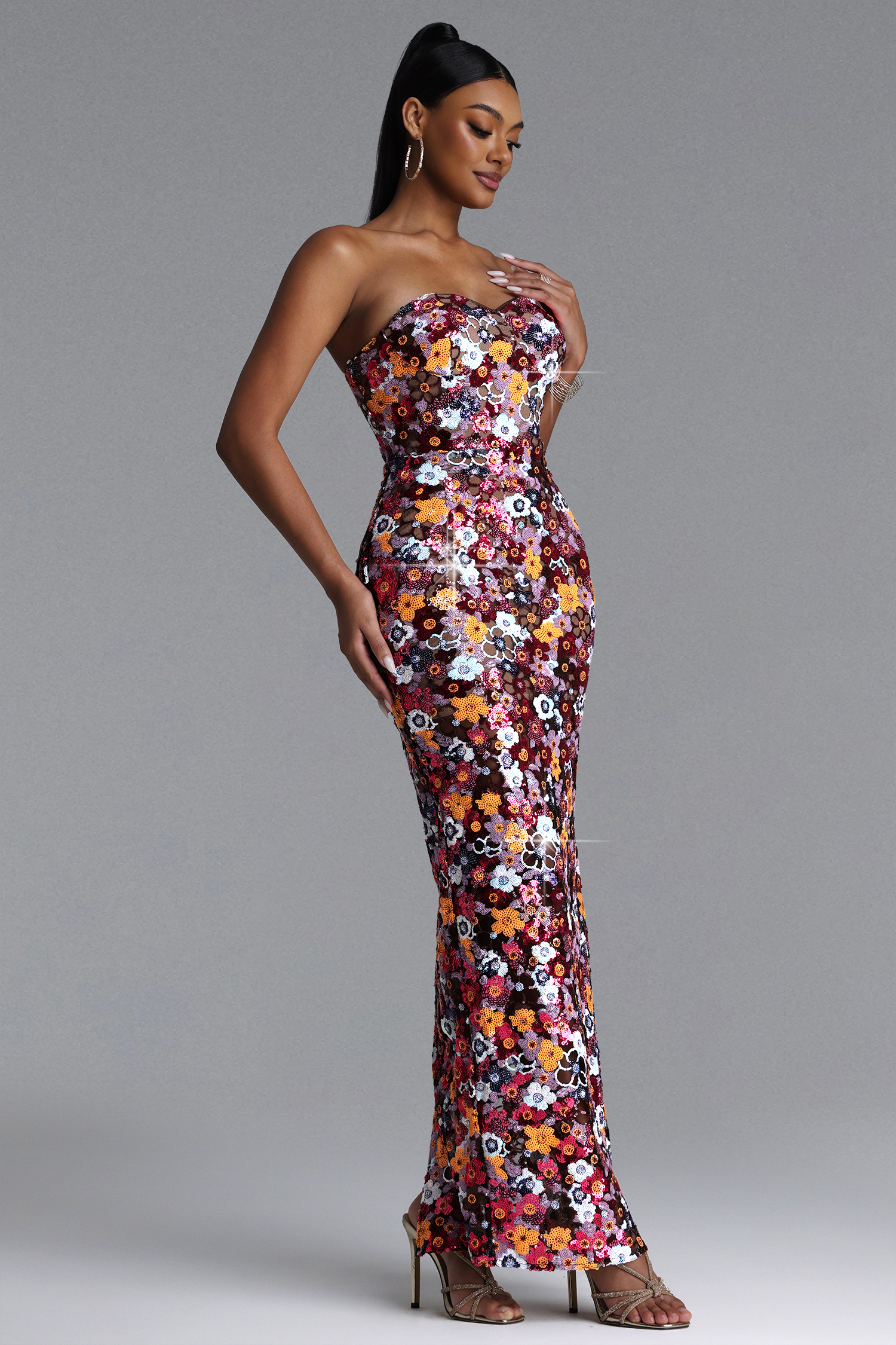 O—O Livia Chic Contour Strapless Sequin Floral Maxi Dress – Bellabarnett
