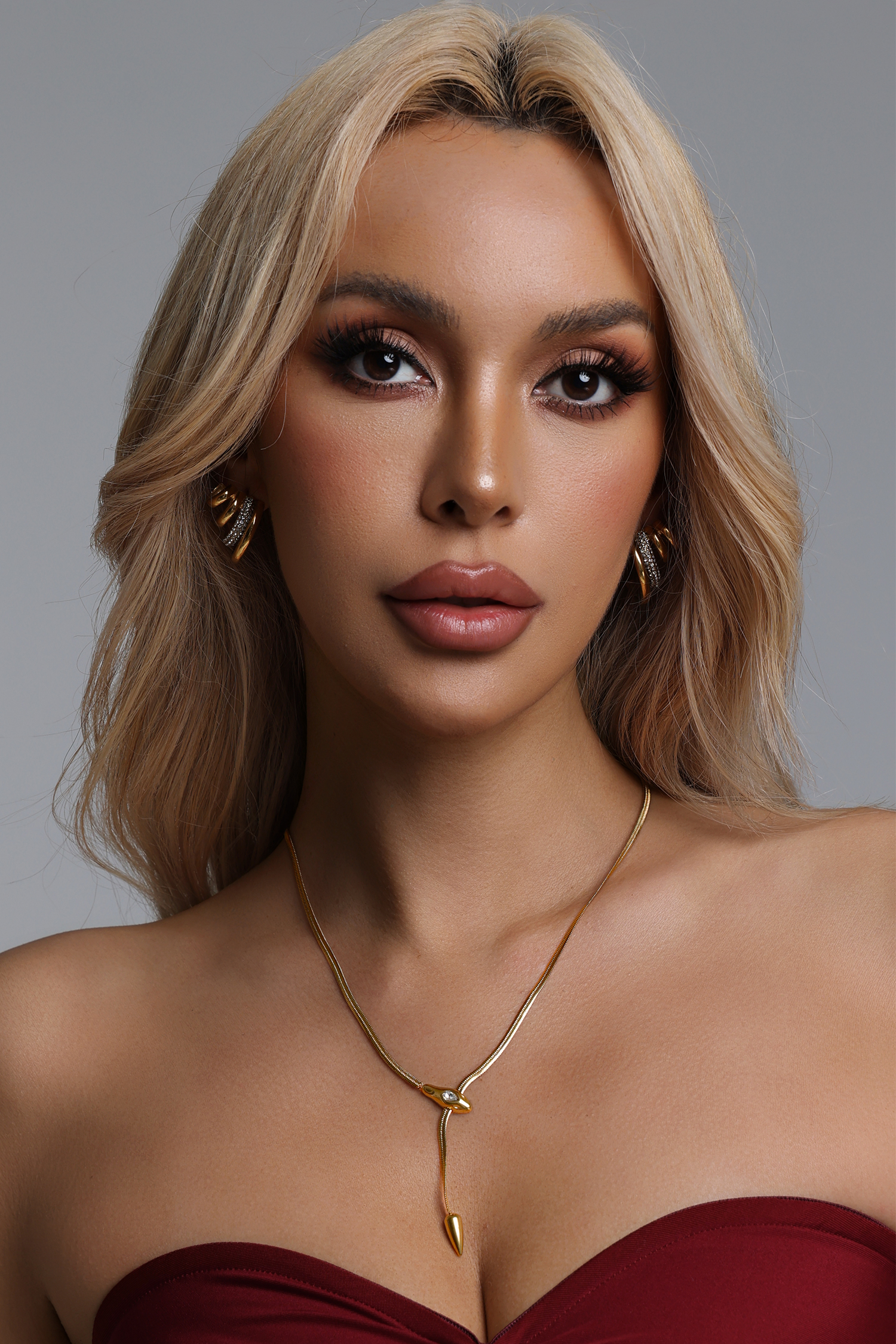 ニコラ Edmonia Gold Snake Lariat Necklace – Bellabarnett