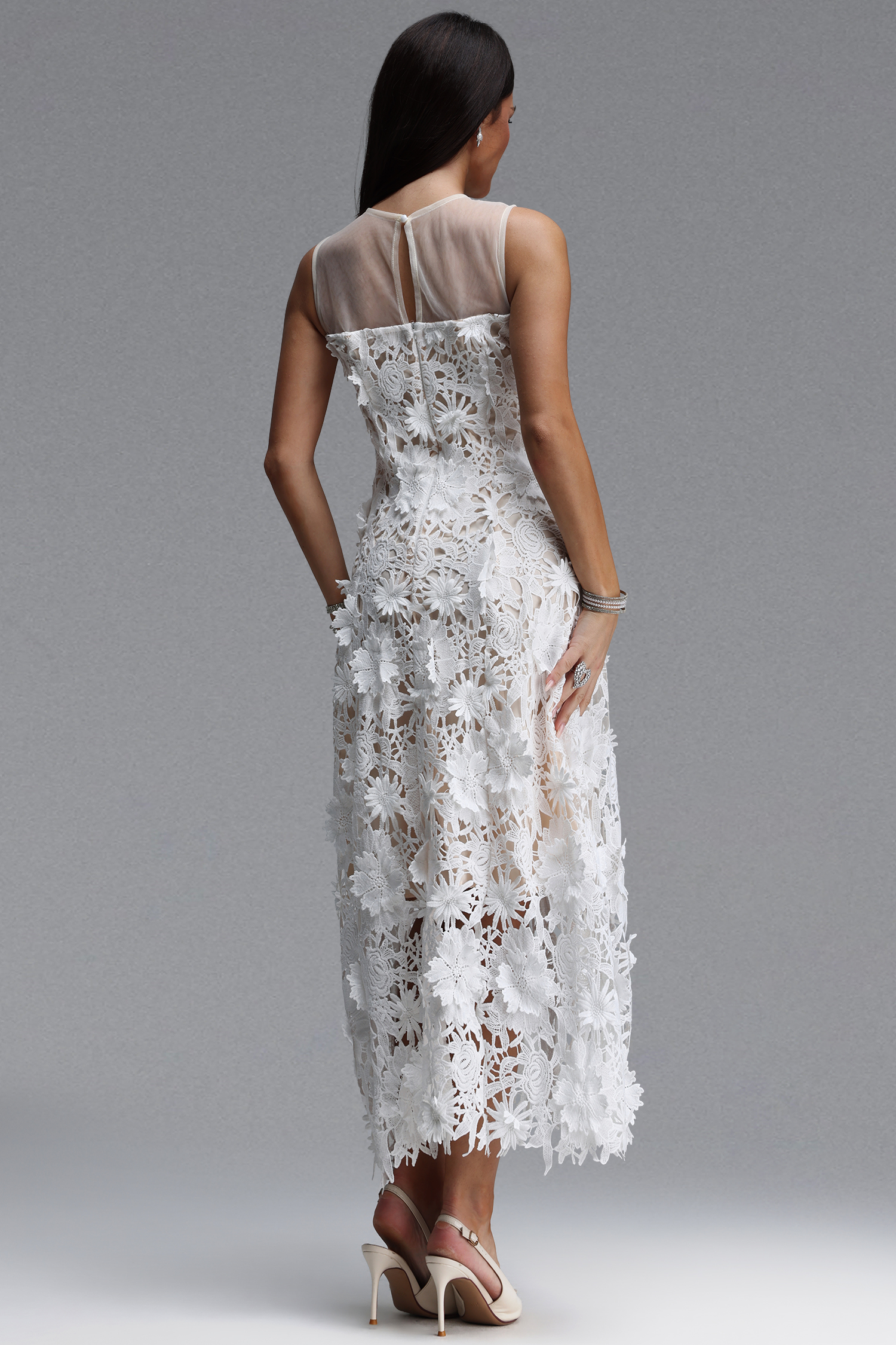 Jikisy Elegant Tailored Sleeveless Pearl Floral Lace Maxi Dress