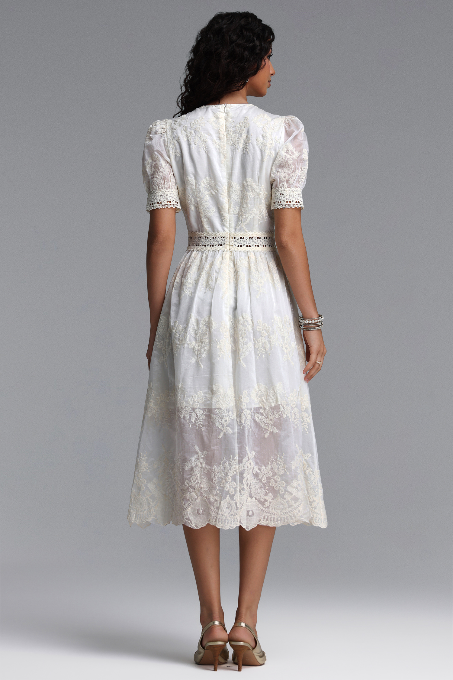 Ganera Resort Flowy V Neck Short Sleeve Floral Woven Midi Dress