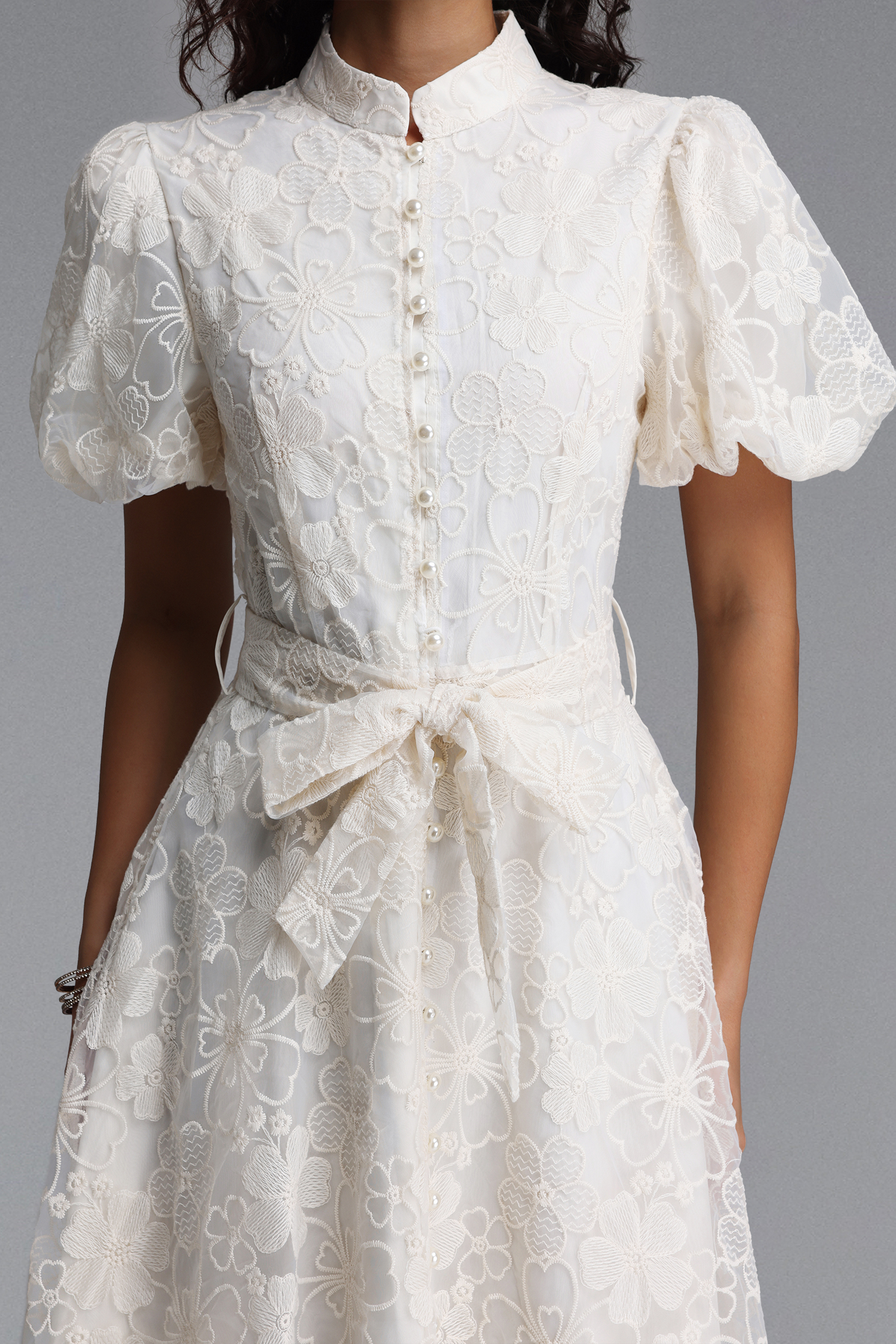 Ilsa Resort Flowy Puff Sleeve Floral Woven Maxi Dress