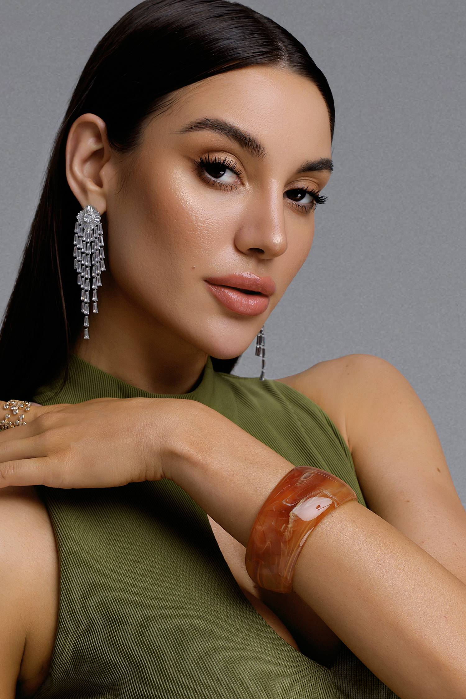Raanana Amber Marbled Wide Resin Bangle