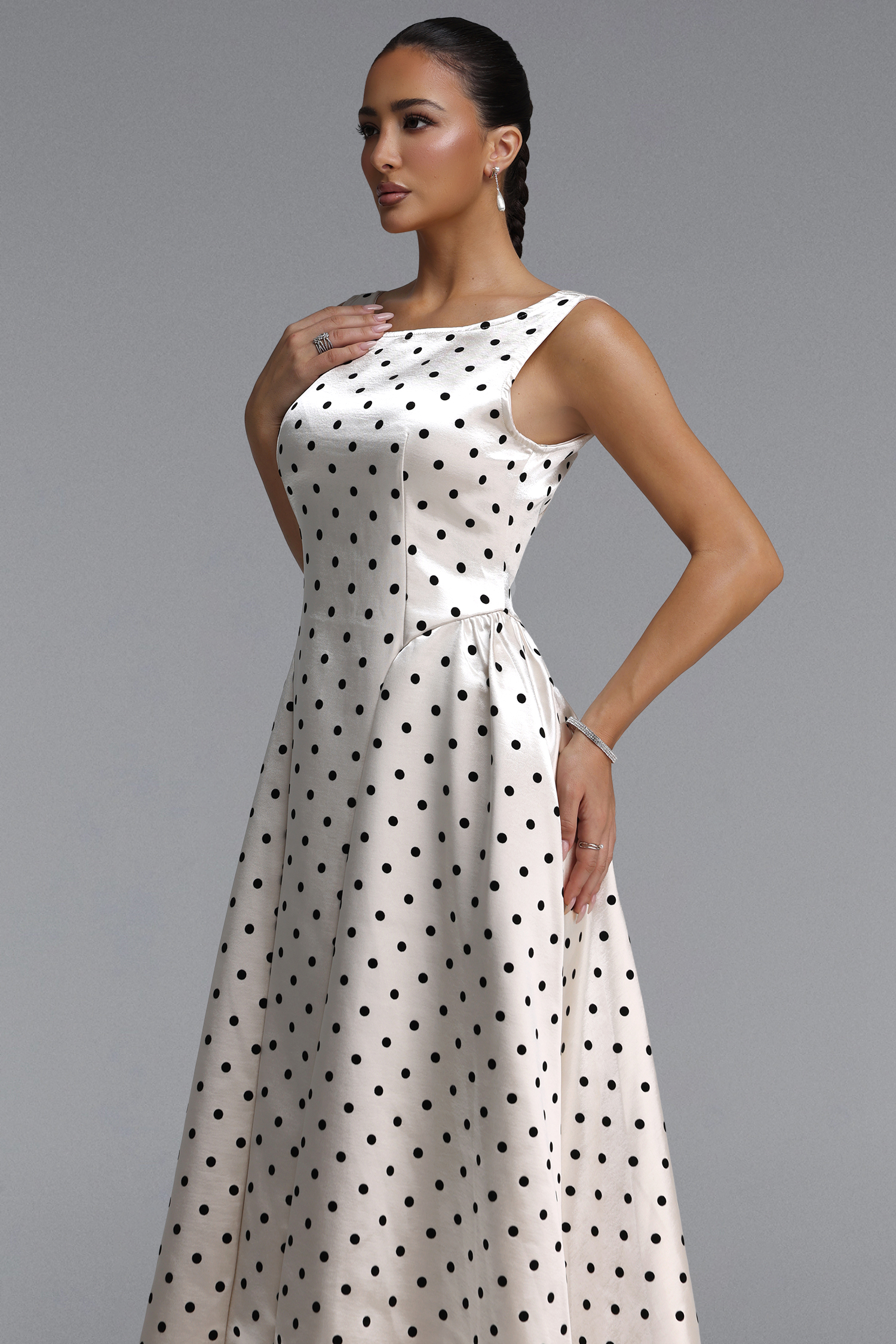Lafesa Elegant Tailored Round Neck Sleeveless Polka Dot Satin Maxi Dress