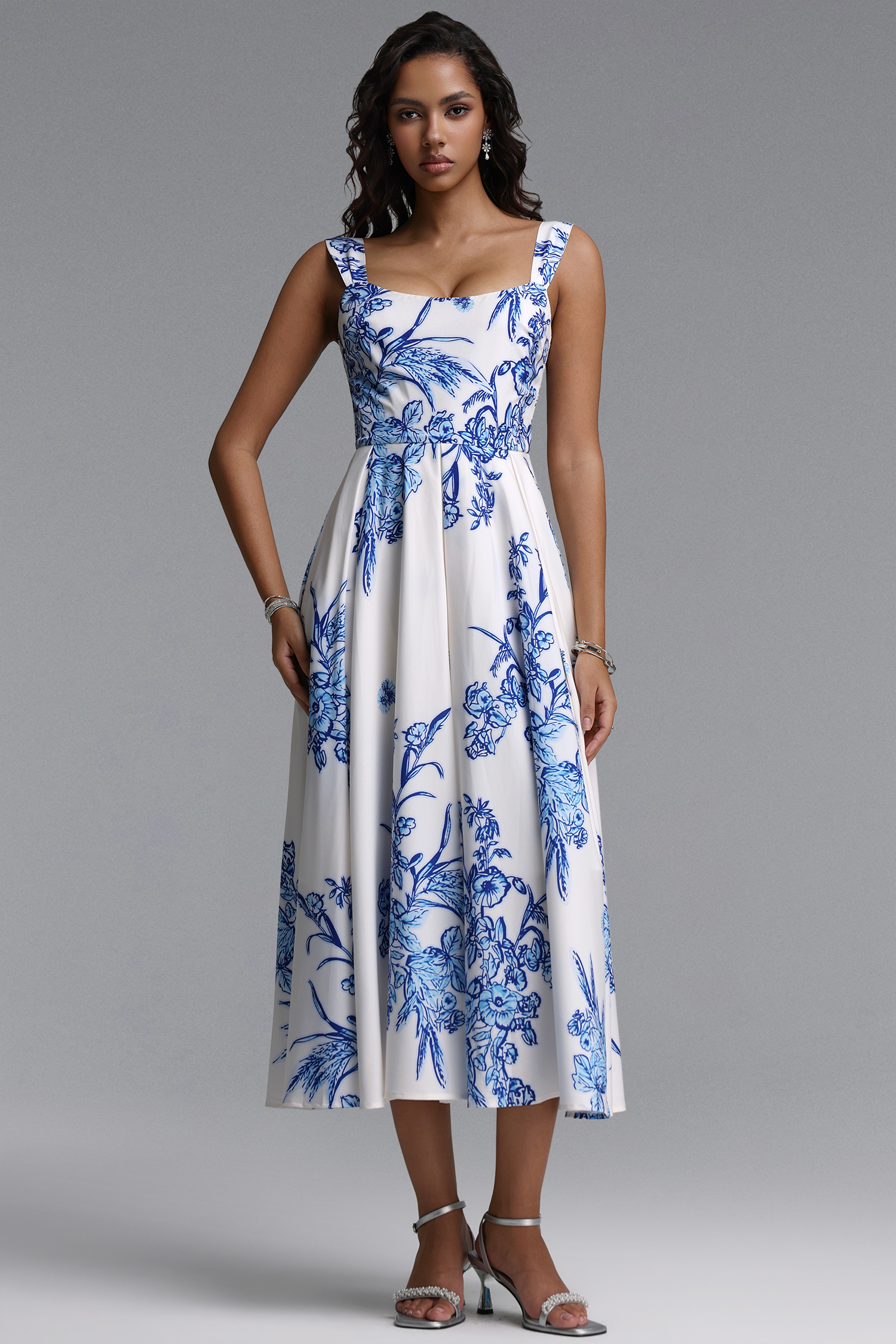 Marne Vintage Cinched Sleeveless Floral Print Woven Maxi Dress
