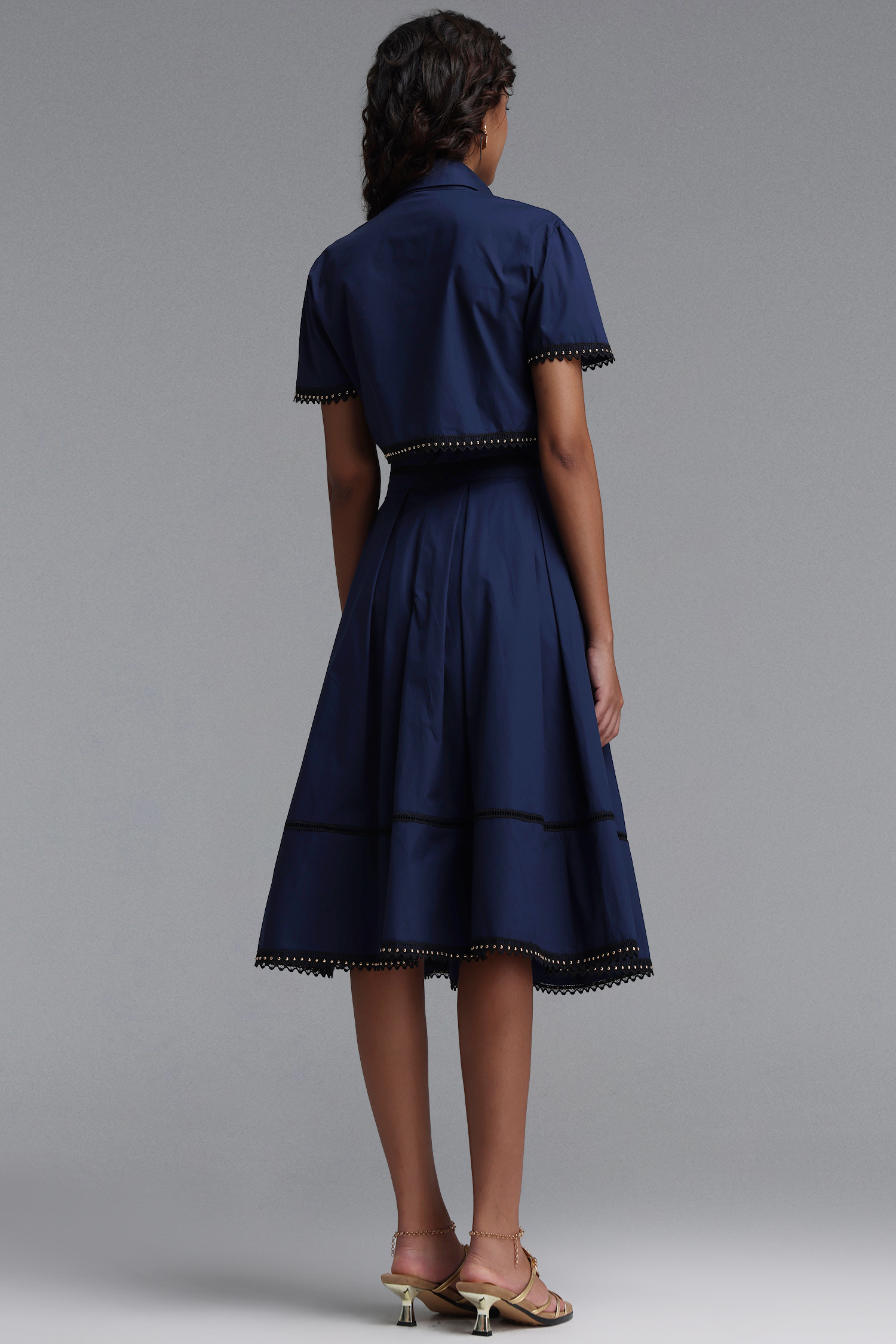 Naleza Elegant Tailored Short Sleeve Woven Top and Skirt Two Piece Set
