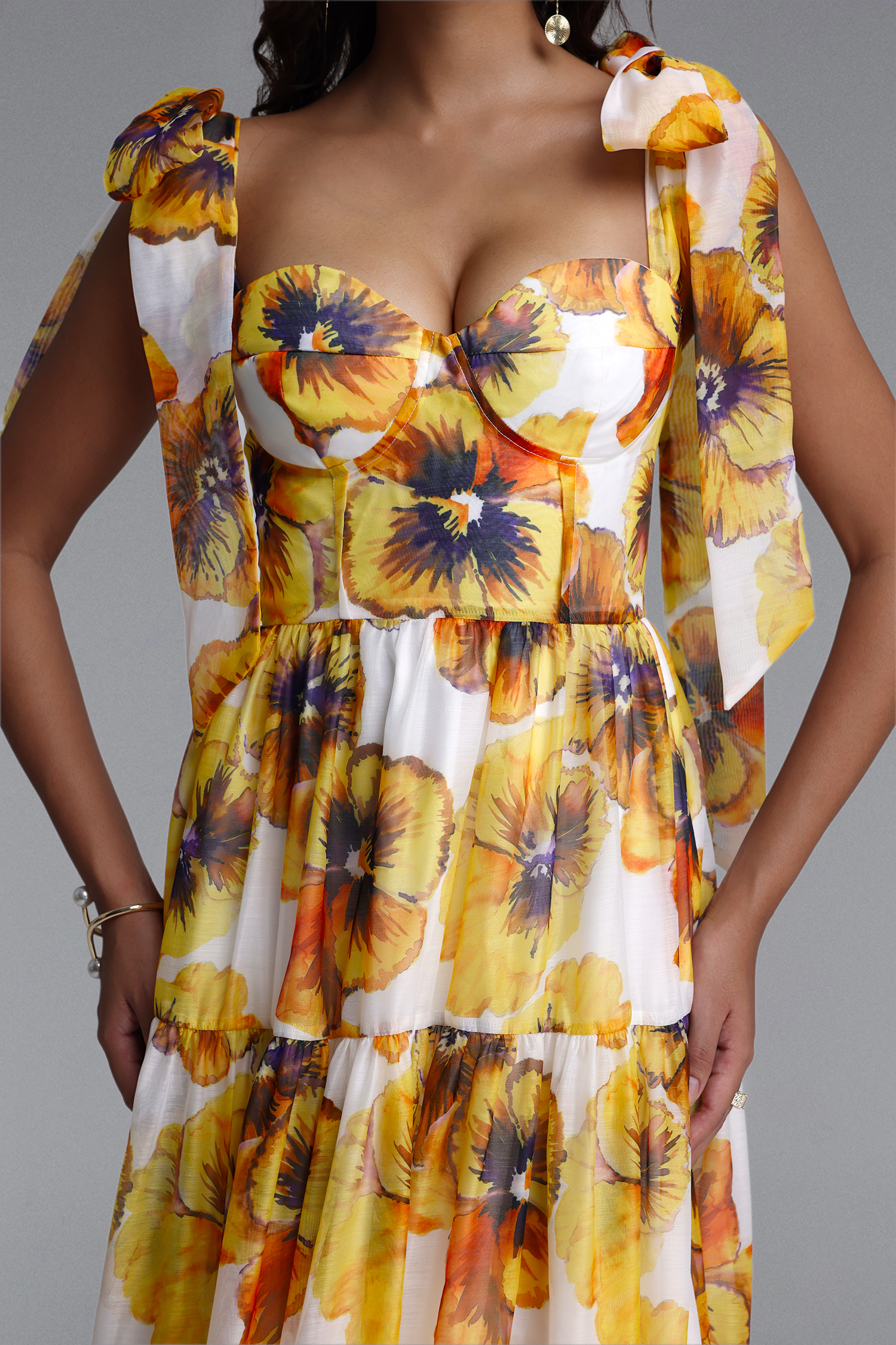 Keryn Romantic Flowy Floral Print Chiffon Maxi Dress