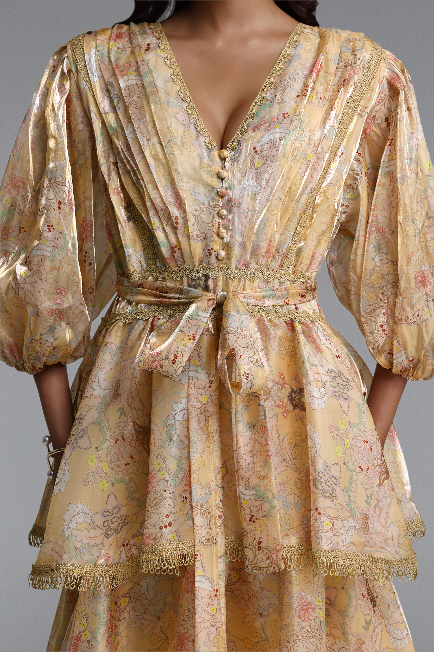 Taliyah Resort Flowy Puff Sleeve Floral Print Lace Trimmed Woven Maxi Dress