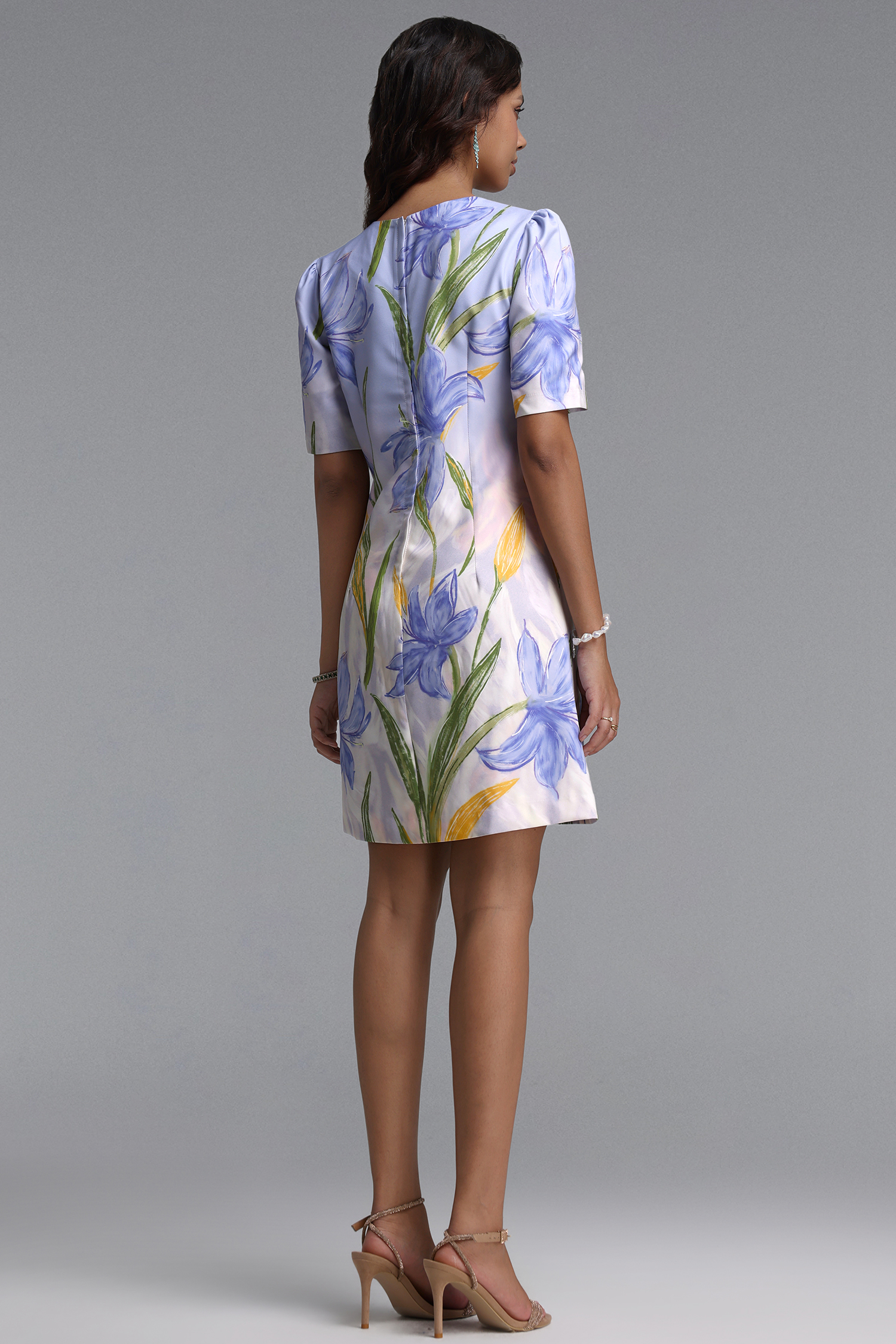 Laurel Classic Tailored Round Neck Short Sleeve Floral Print Woven Mini Dress