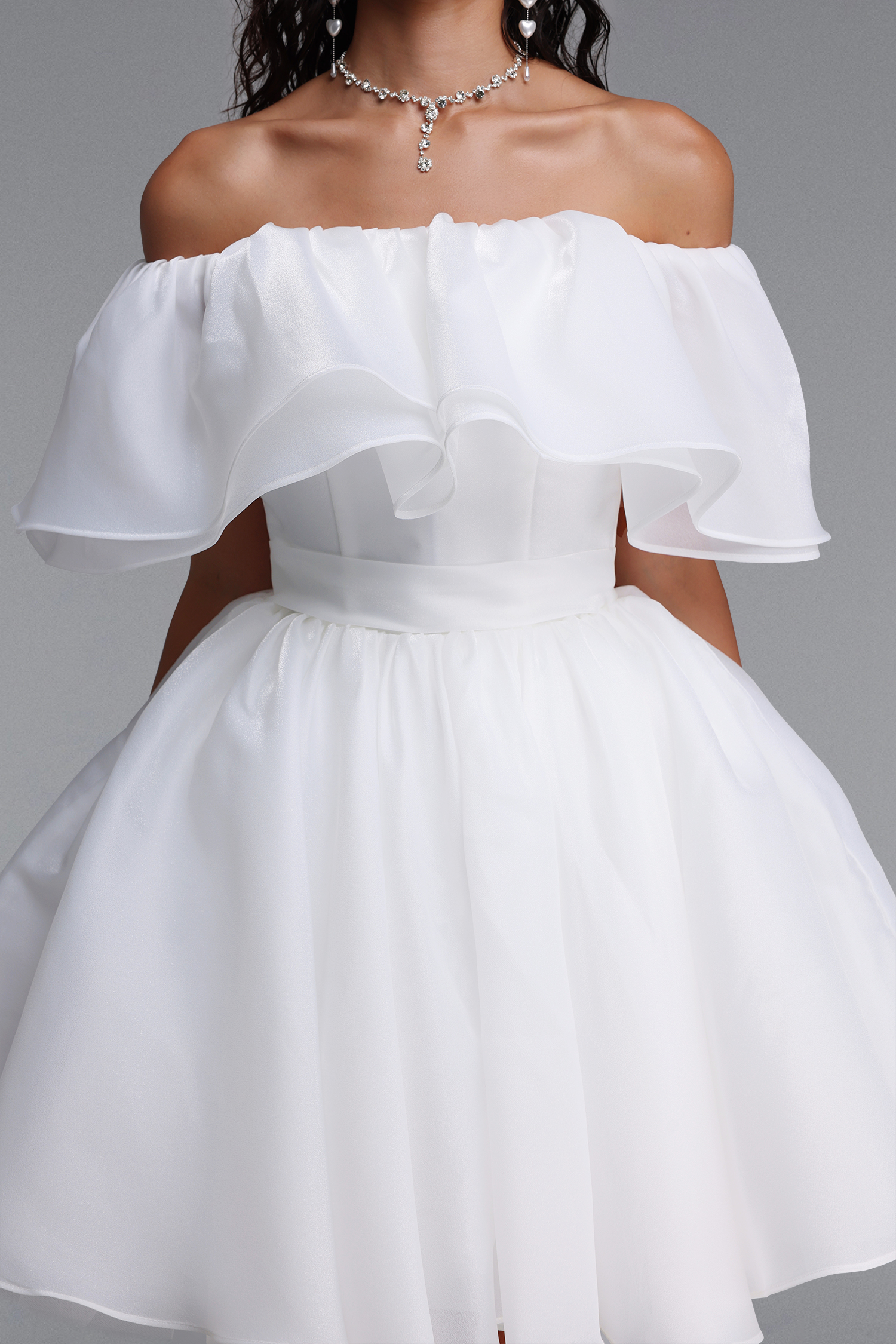 Uercia Elegant Cinched-Waist Ruched Organza Voluminous Mini Dress