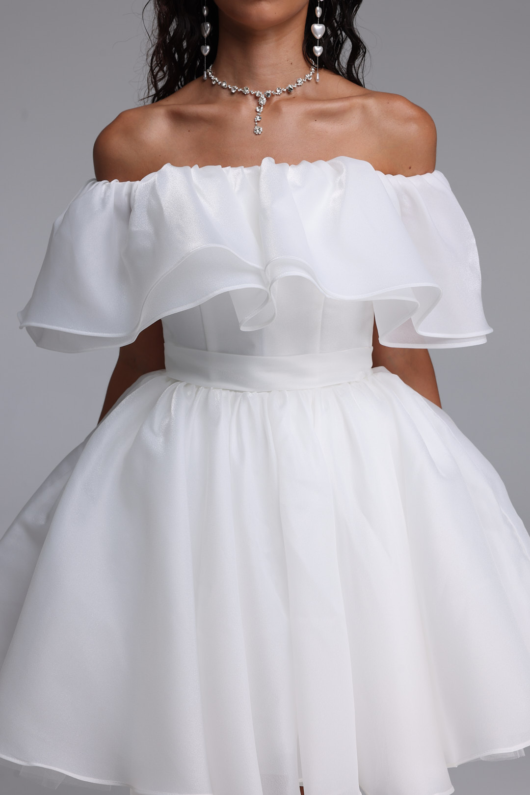 Uercia Elegant Cinched-Waist Ruched Organza Voluminous Mini Dress