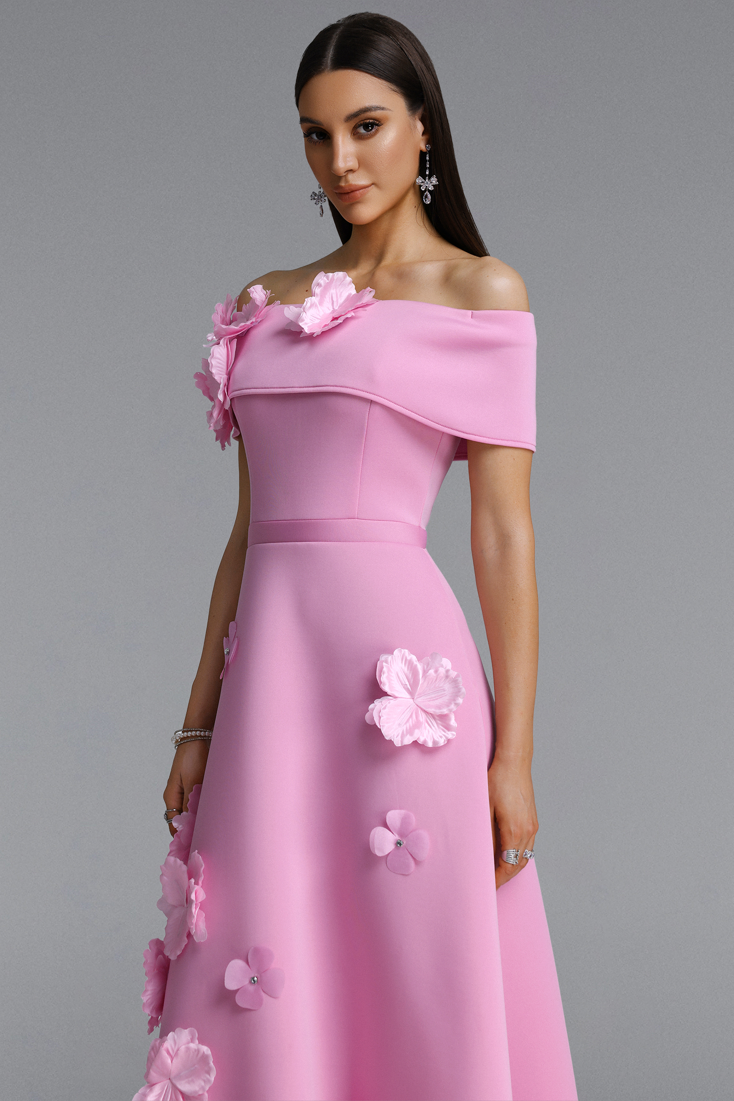 Gacia Elegant Off Shoulder Floral Maxi Dress