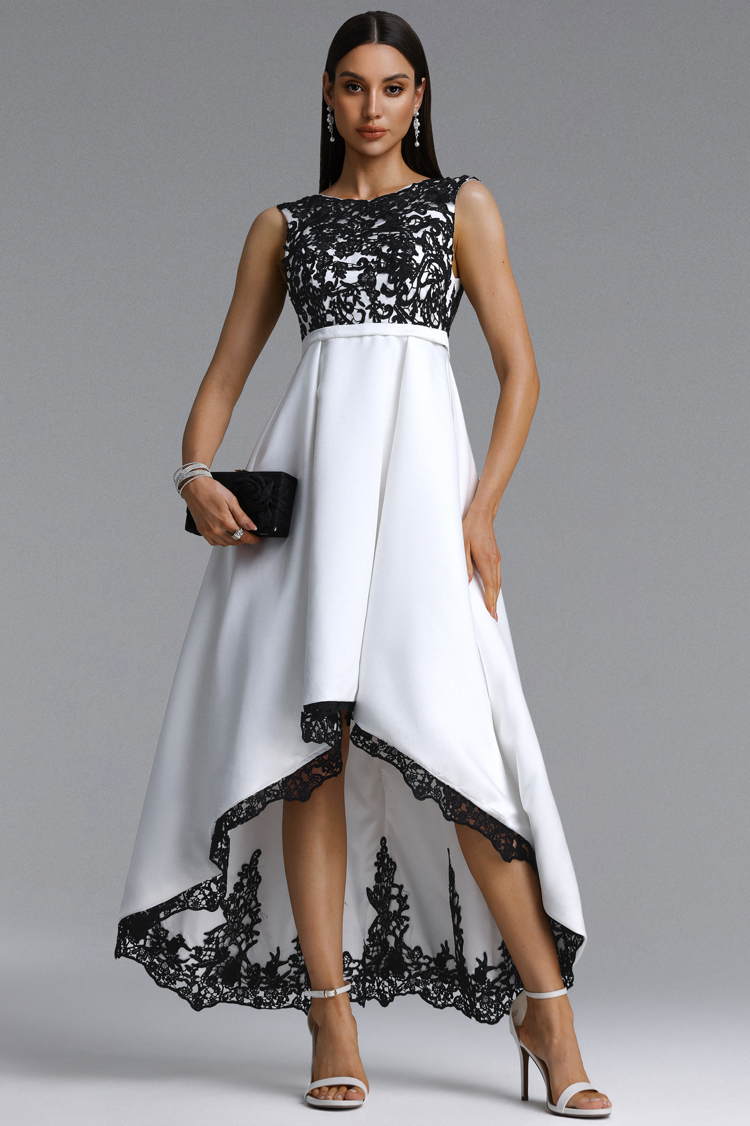Mayali Elegant Contrast Lace Maxi Dress