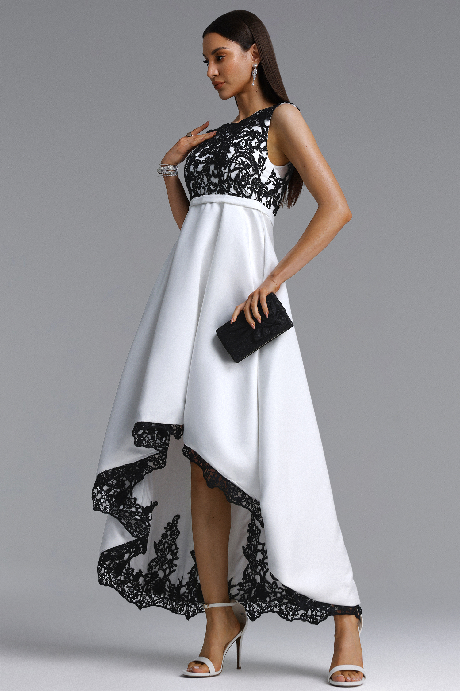 Mayali Elegant Contrast Lace Maxi Dress