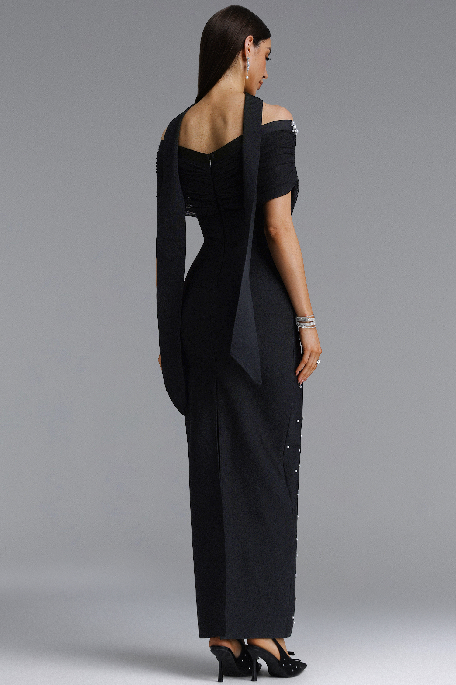 Nettie Elegant Off Shoulder Pearl Twist Bandage Maxi Dress