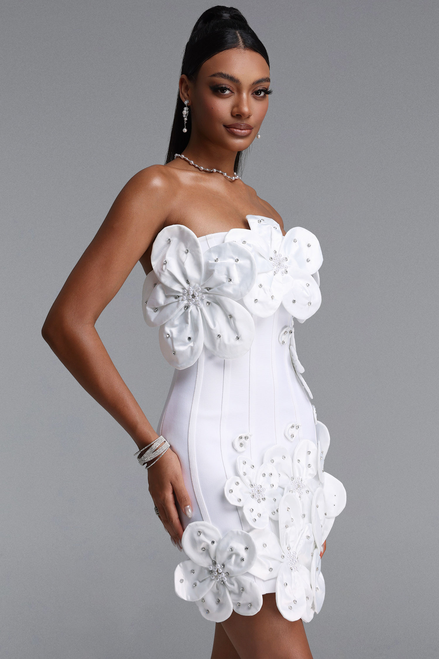 Janneth　Exquisite Fitted Strapless Rhinestone Floral Mini Bandage Dress