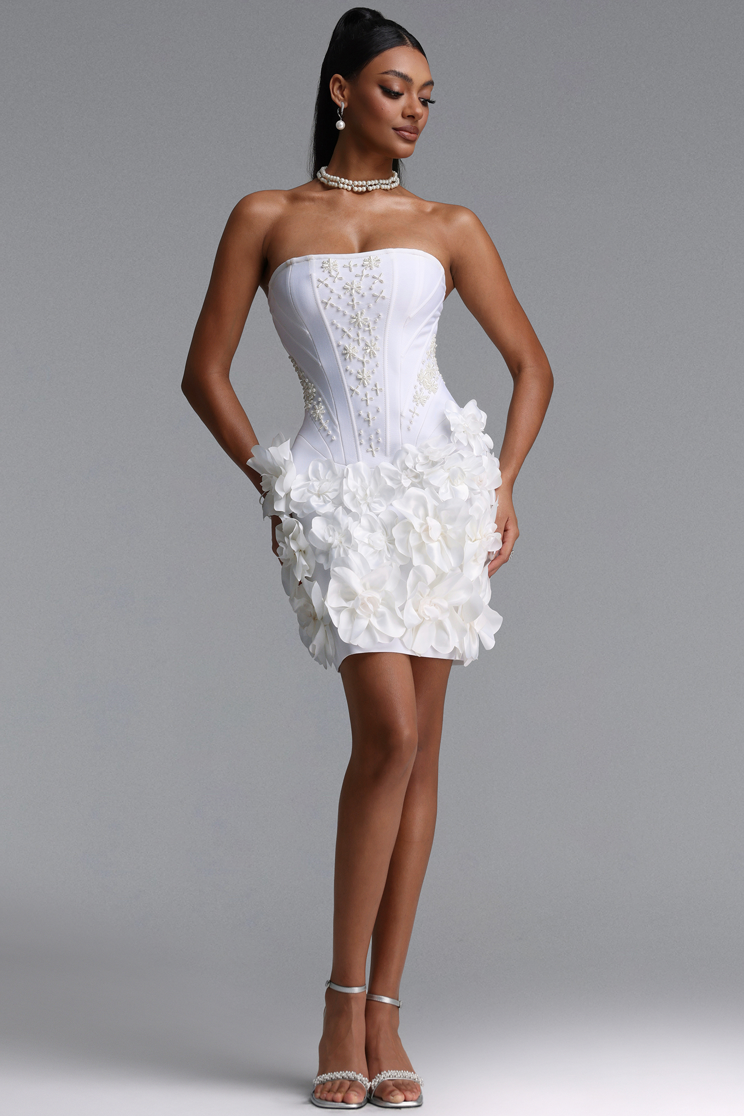 Elegant Waist-Cinched Strapless Pearl Floral Mini Bandage Dress