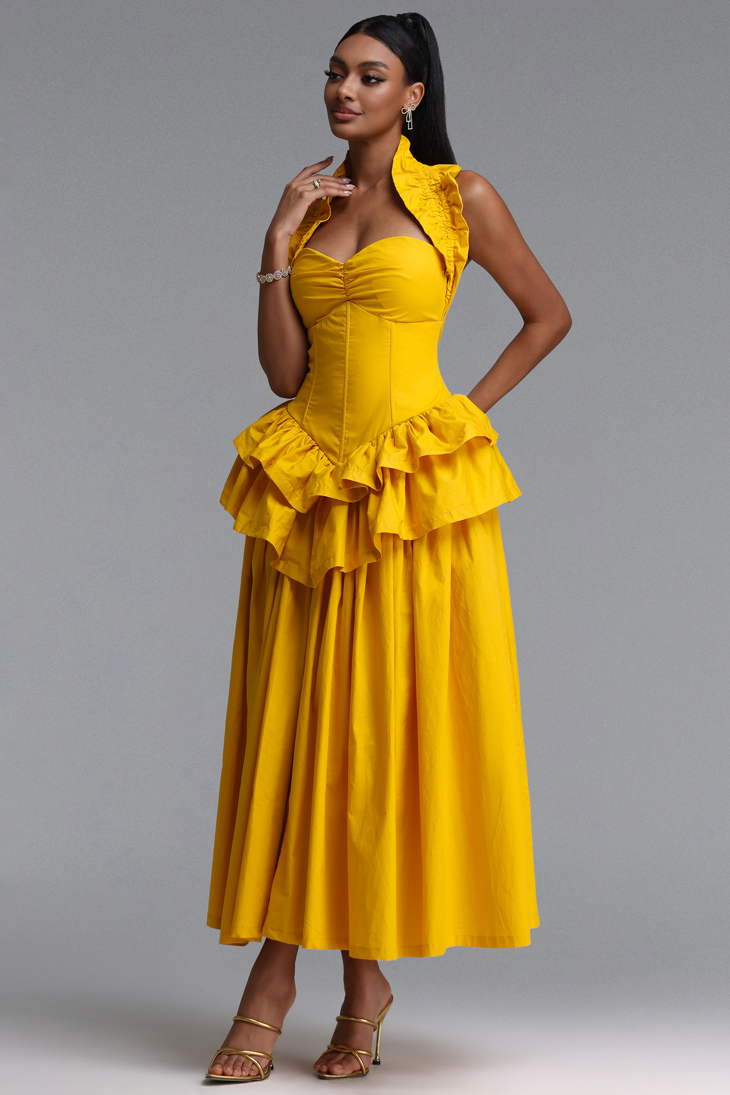 tara！ Shea Elegant Waist-Cinched Halter Neck Ruffled Maxi Dress