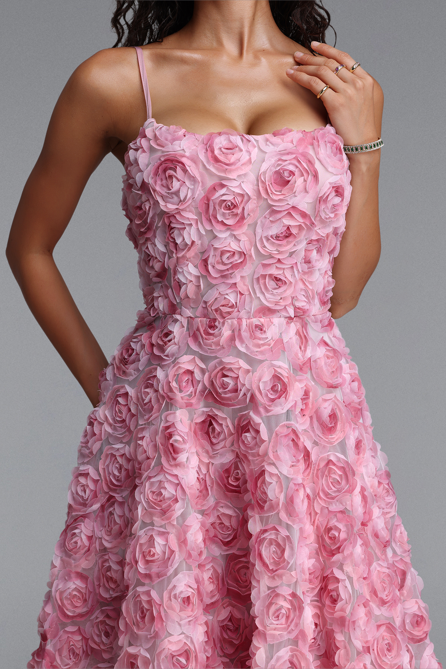Gani Romantic Flowy Spaghetti Strap Floral Woven Maxi Dress