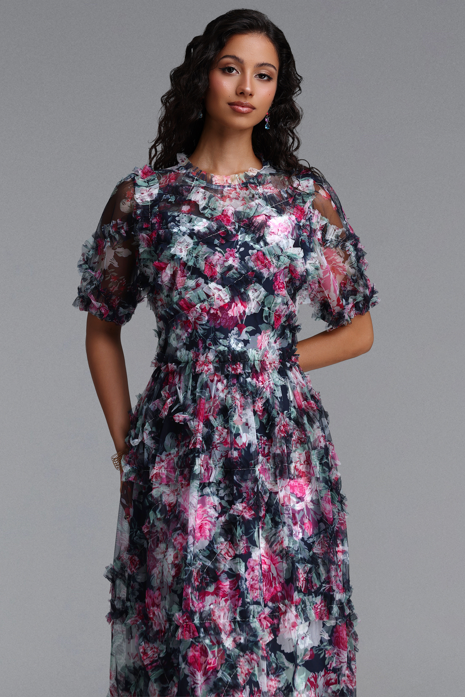 Eanna Romantic Flowy Short Sleeve Floral Print Woven Maxi Dress