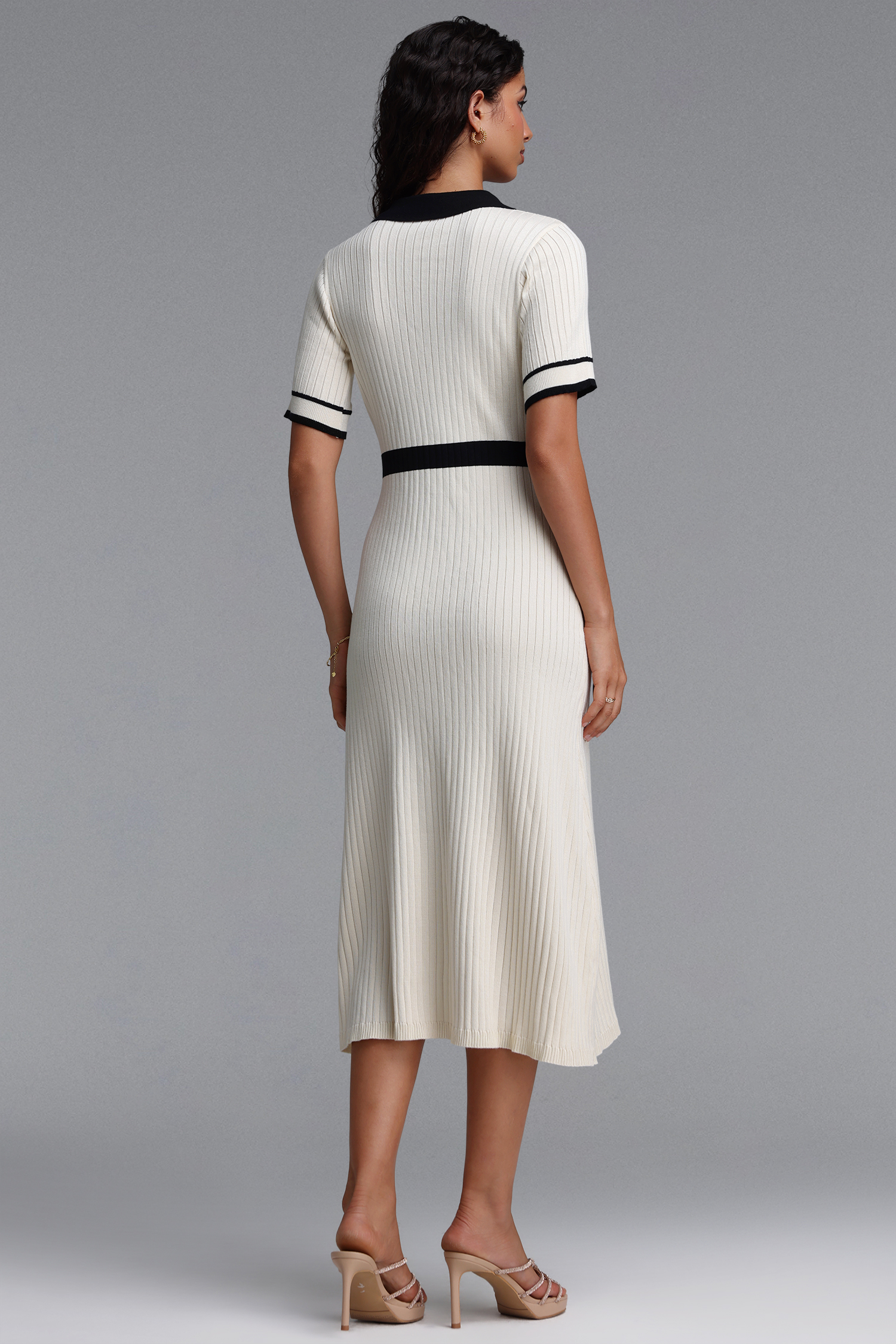Kamaria Elegant Contour Short Sleeve Knit Midi Dress