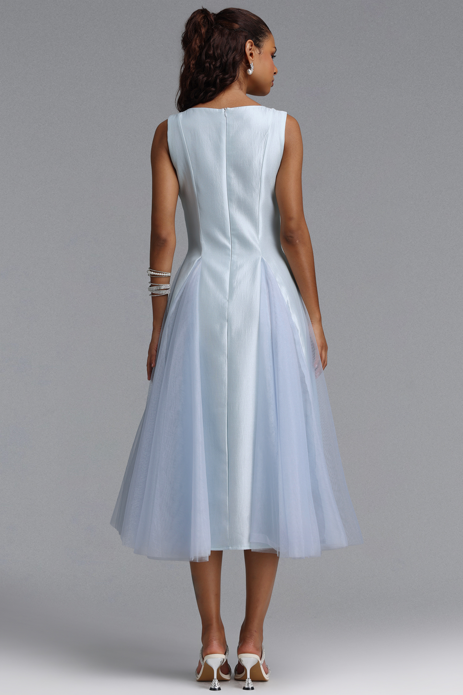 Wreya Vintage Tailored Sleeveless Voluminous Tulle Maxi Dress